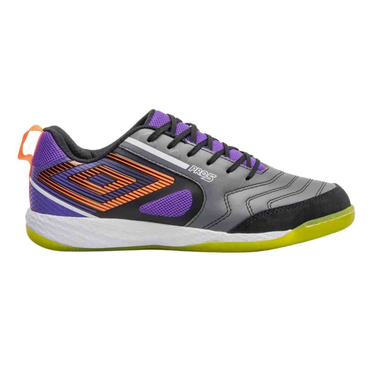 Chuteira Indoor Masculina Umbro Pro 5 Bump Cinza E Roxa