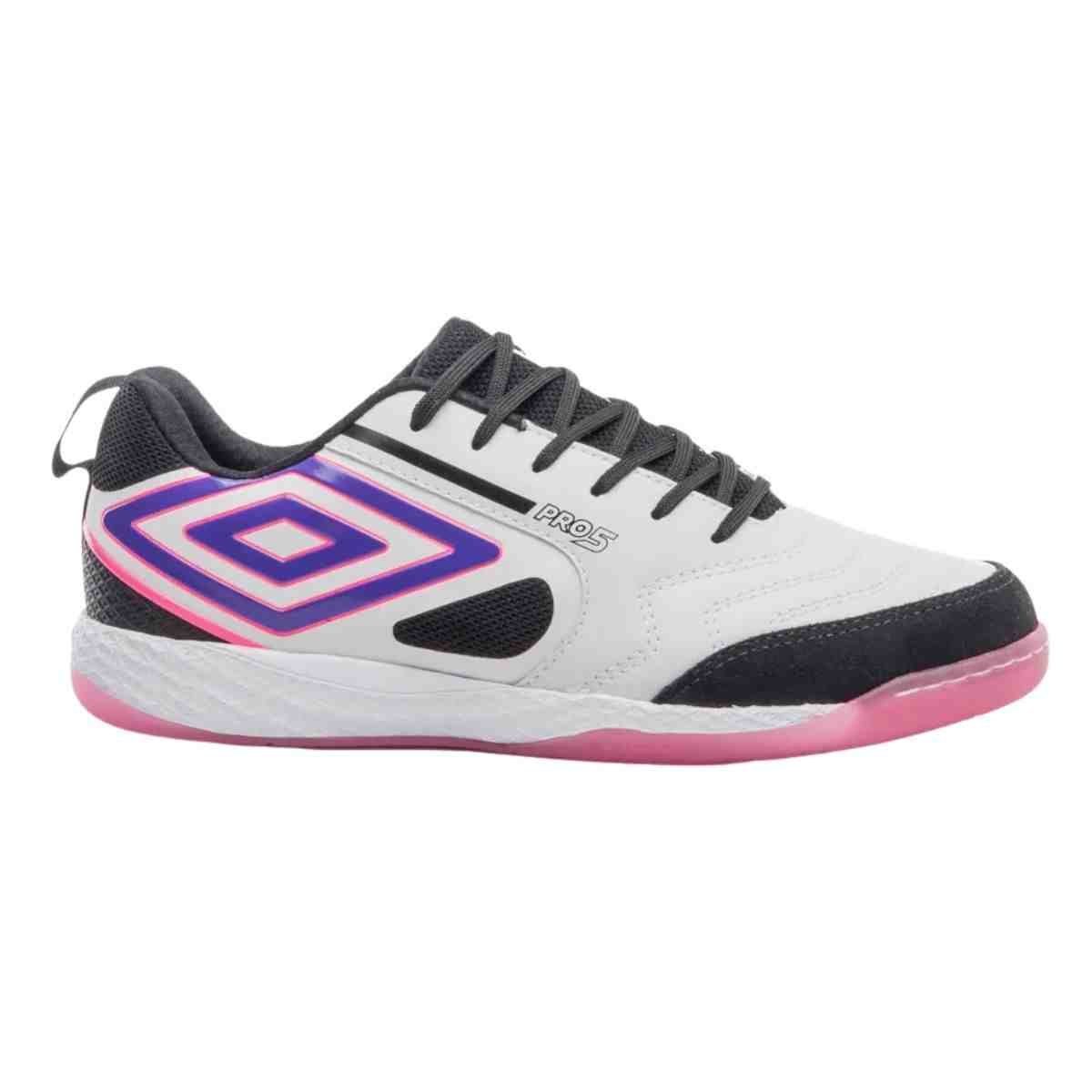 Chuteira Indoor Masculina Umbro Pro 5 Bump Branca E Rosa