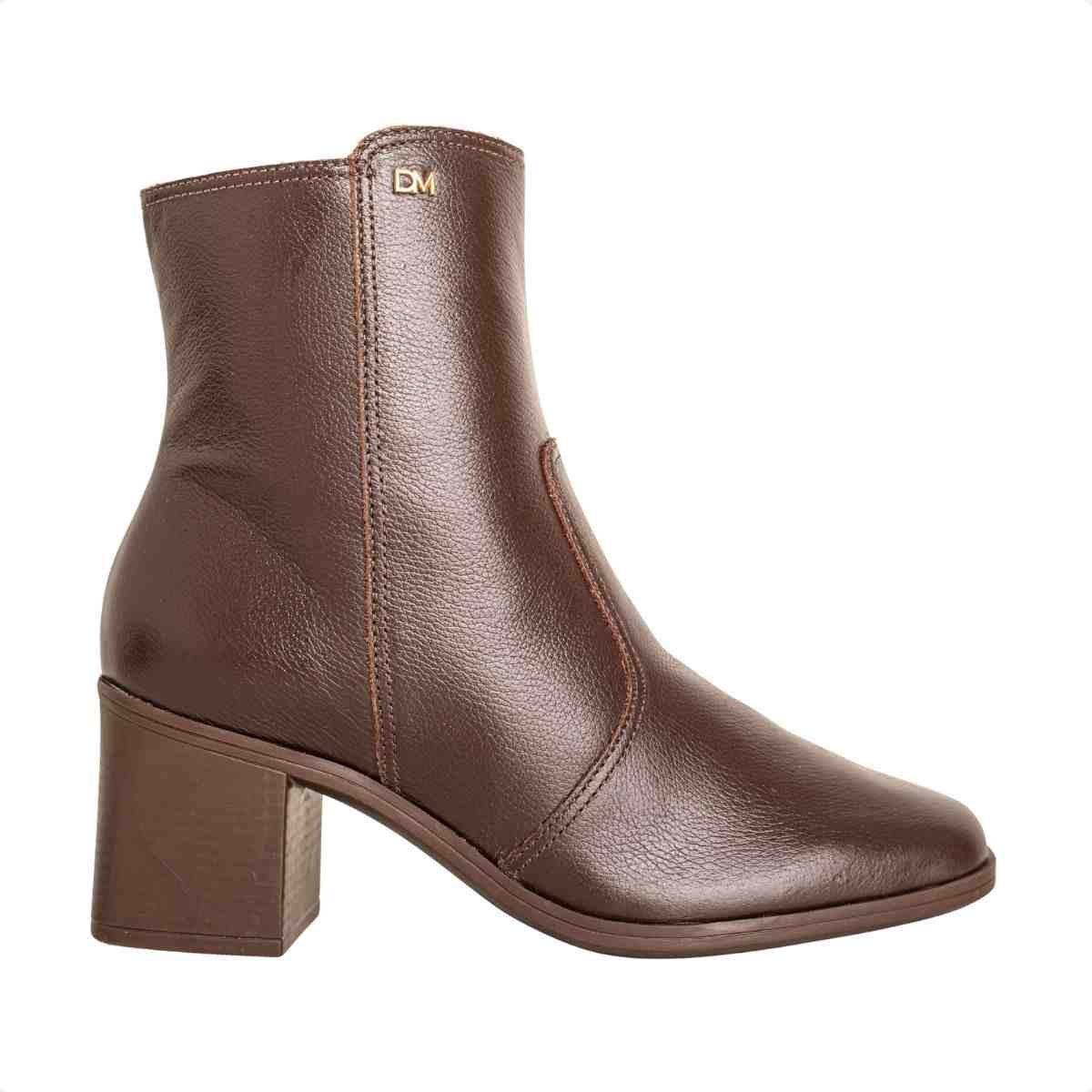 Bota Feminina Dm Com Salto Bloco Médio Torino Expresso