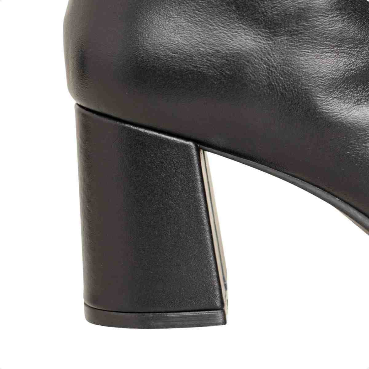Bota Feminina Dm Cano Alto Em Couro Com Salto Bloco E Bico Fino Veneto Preto Preto 3