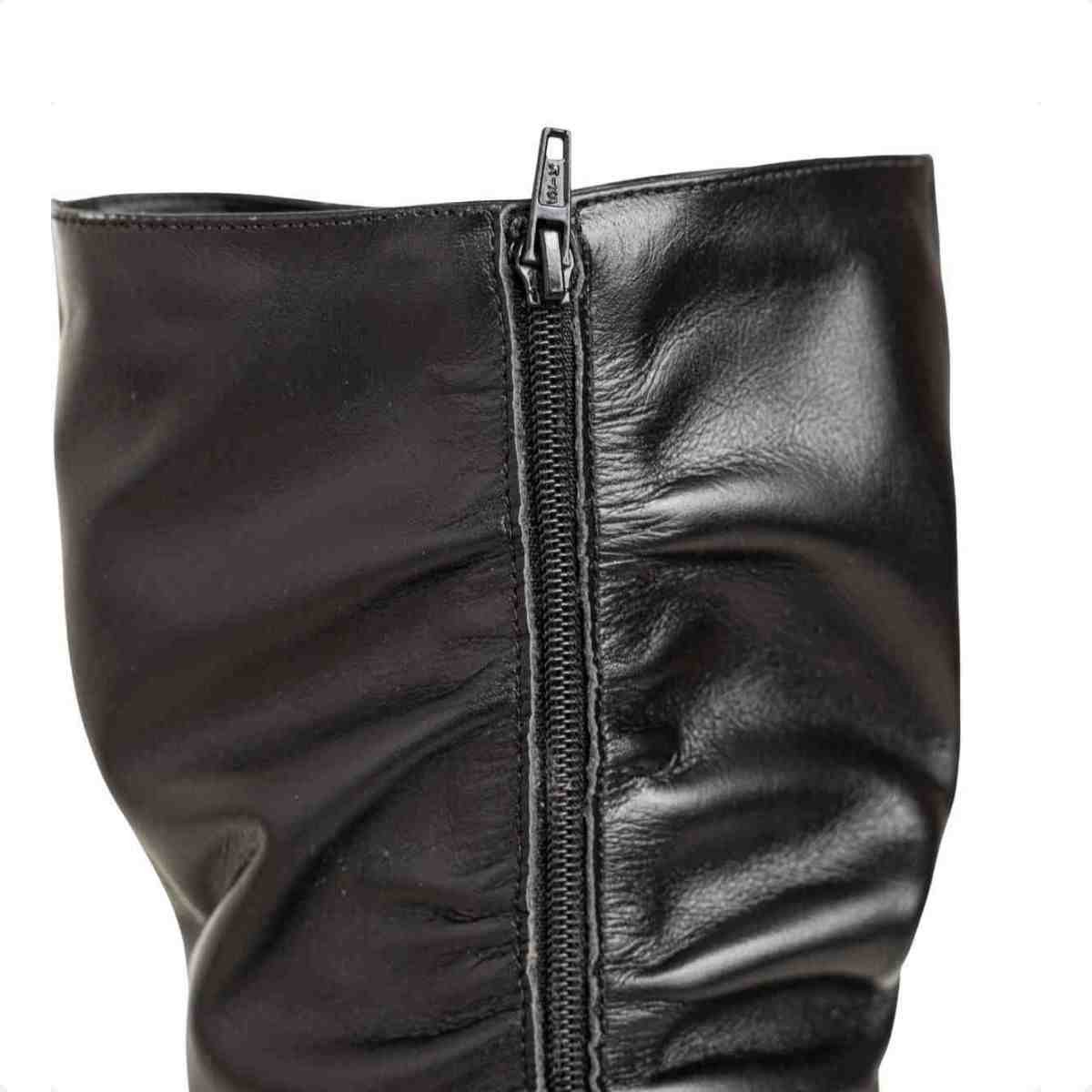 Bota Feminina Dm Cano Alto Em Couro Com Salto Bloco E Bico Fino Veneto Preto Preto 7