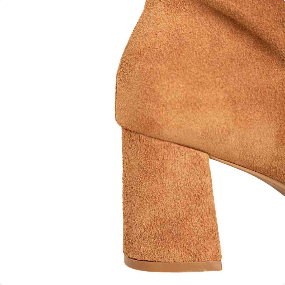 Bota Feminina Dm Cano Alto Camurça Com Salto Bloco E Bico Fino Wellour Caramelo Caramelo 7