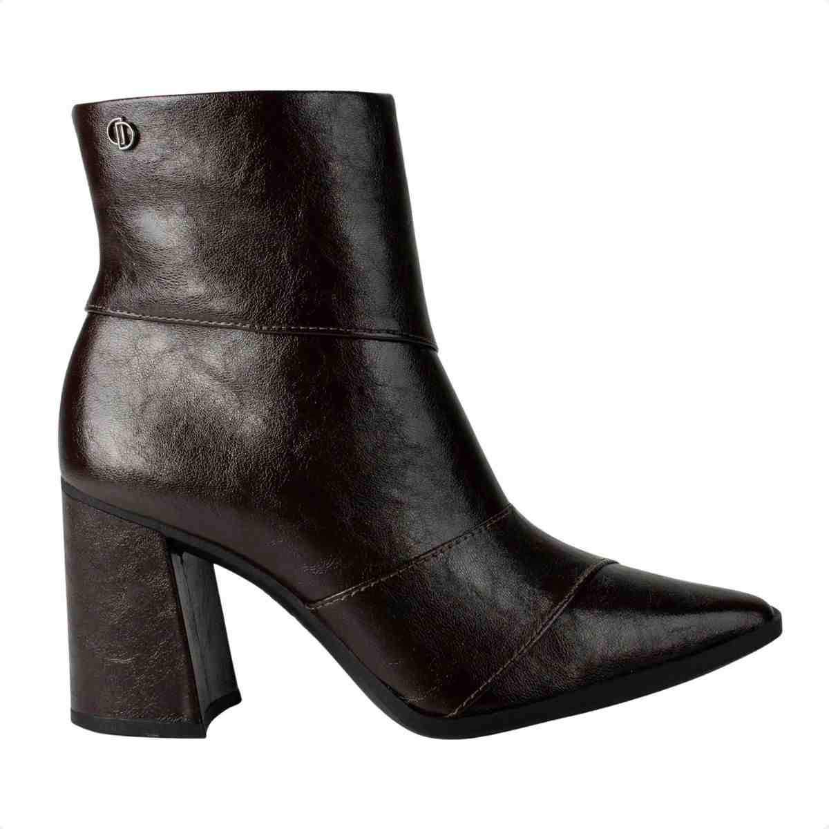 Bota Feminina Cano Médio Dakota Marrom Café