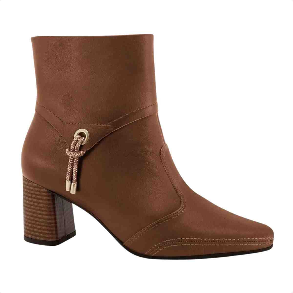Bota Feminina Cano Baixo Ramarim Capuccino
