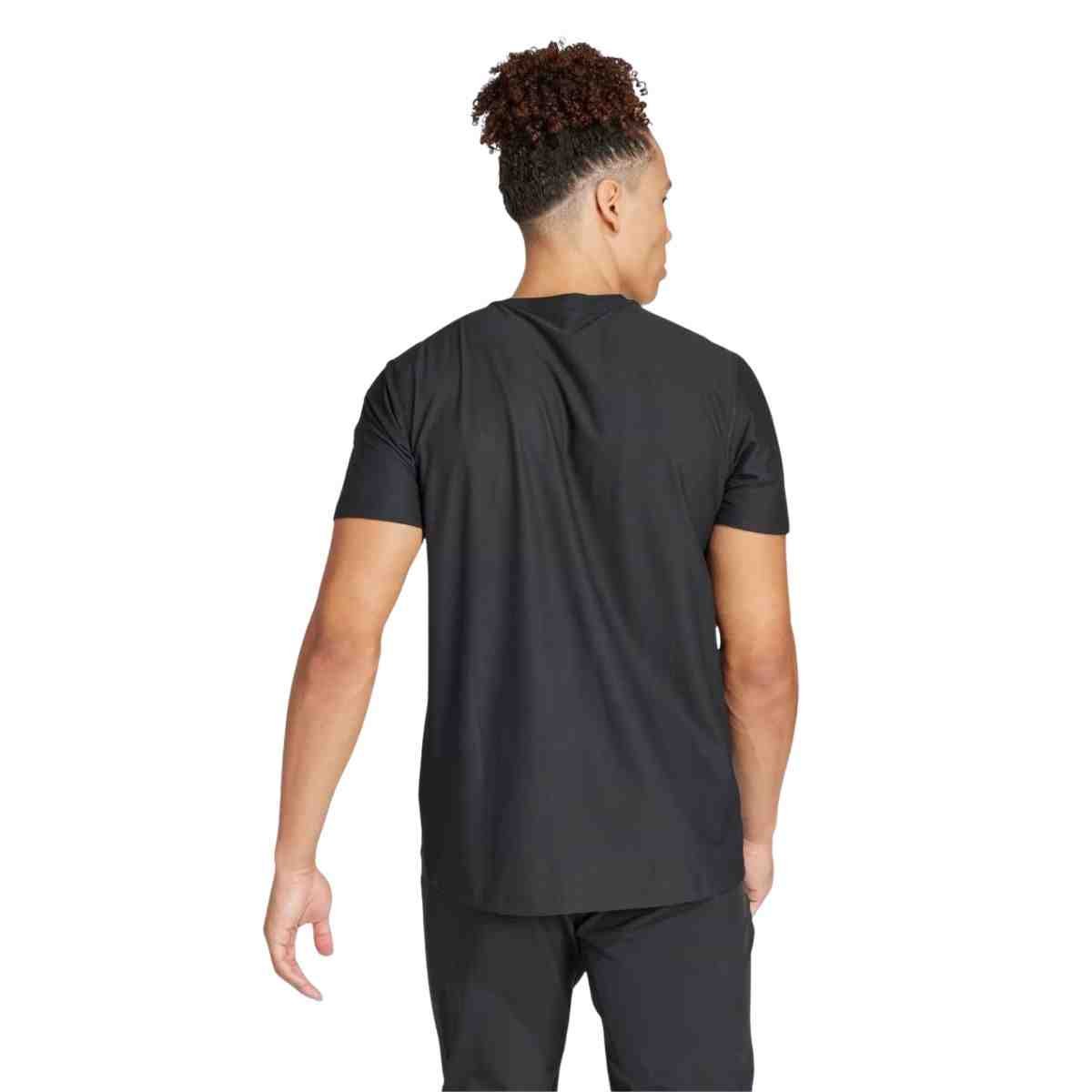 Camiseta Masculina Adidas Own The Run Base Preta Preto 3