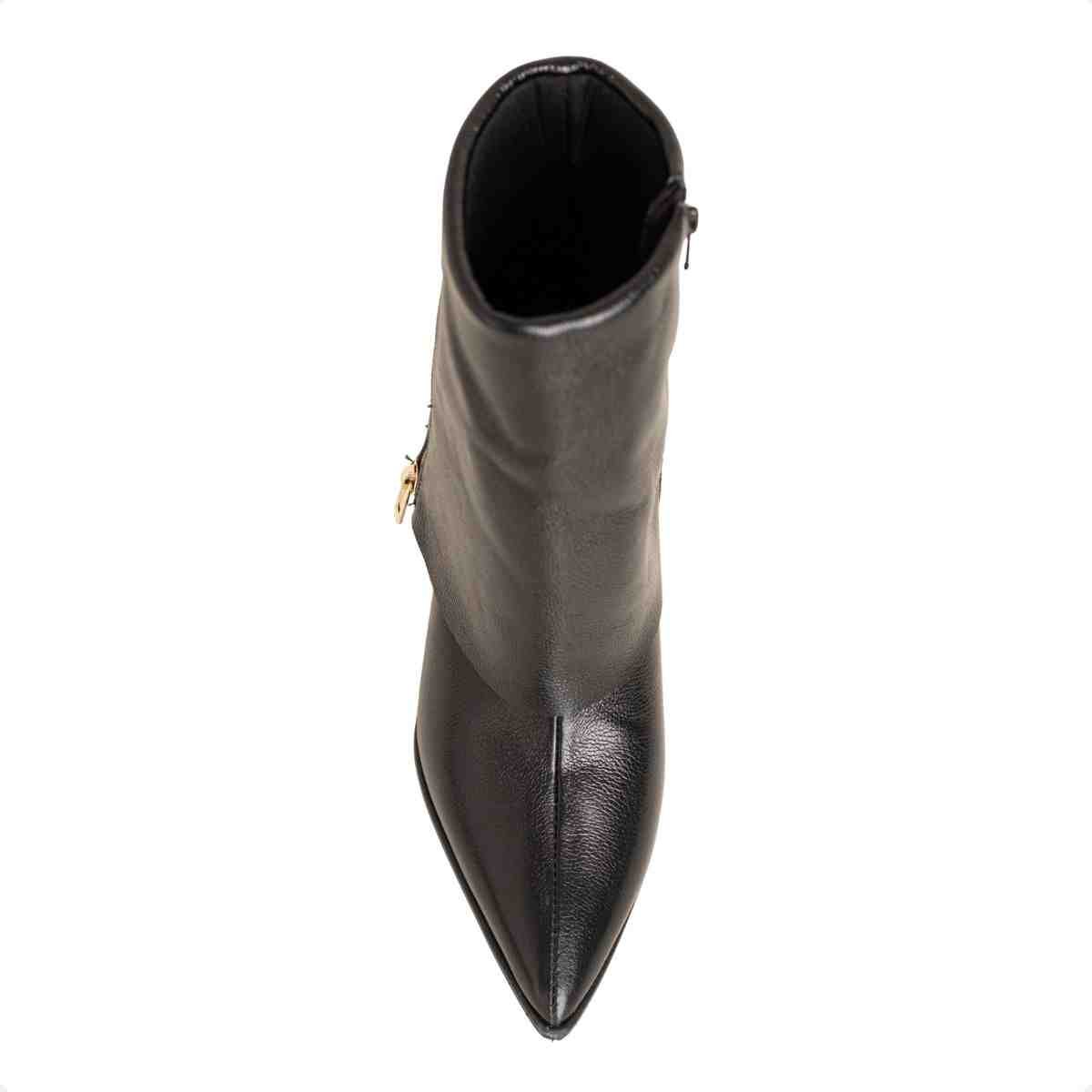Bota Feminina Dm Em Couro Preta Com Capa E Salto Bloco Preto 6