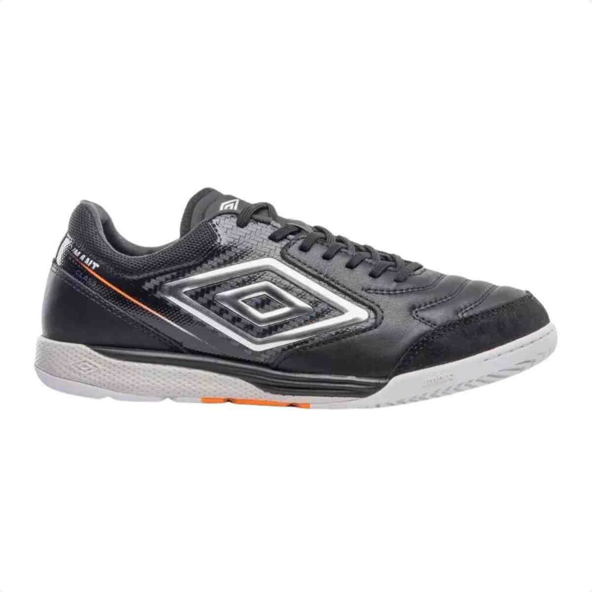 Chuteira Indoor Masculino Umbro Adamant Master Class Pro Bum Preto Carbon