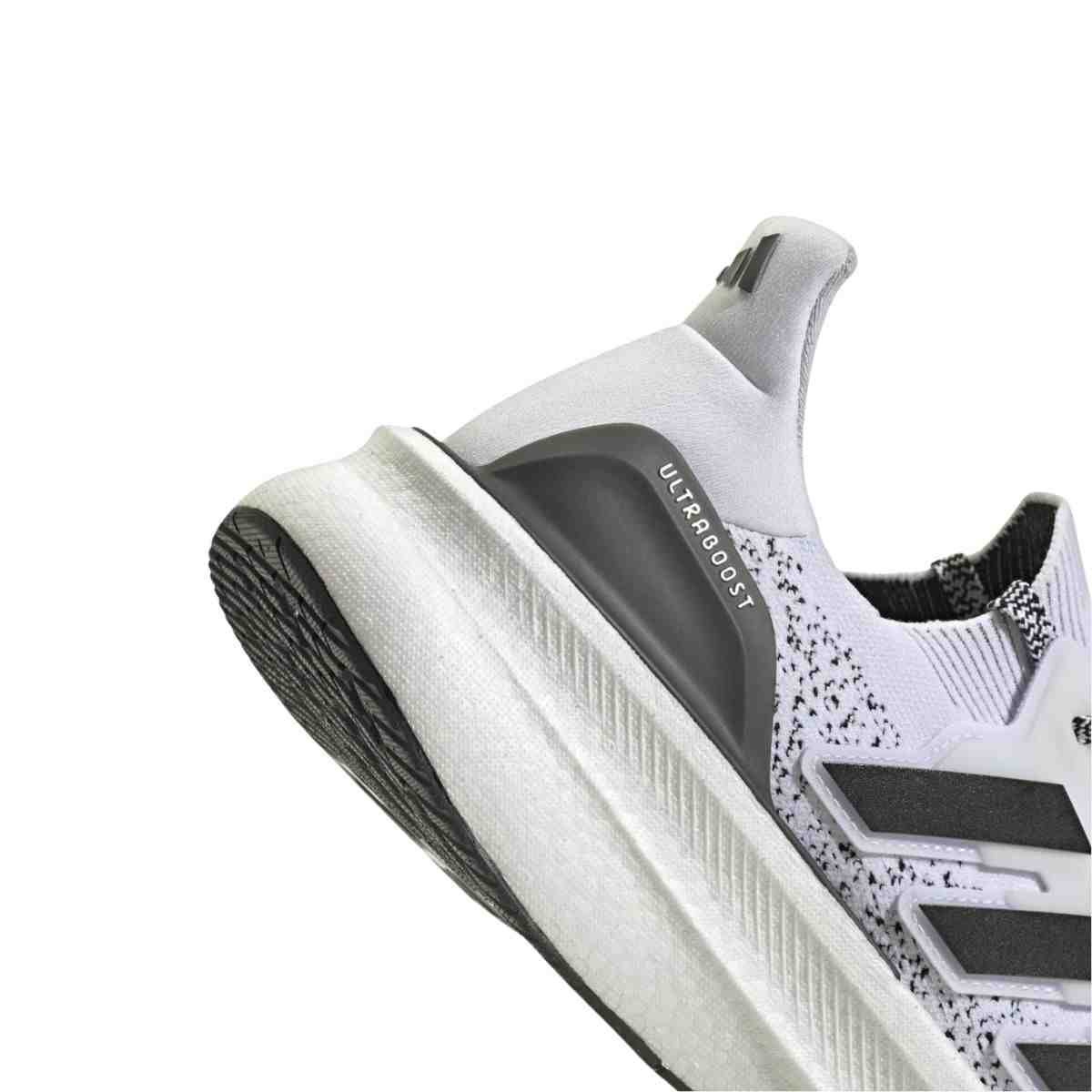 Tênis Corrida Masculino Adidas Ultraboost 5 Branco E Preto Branco 5