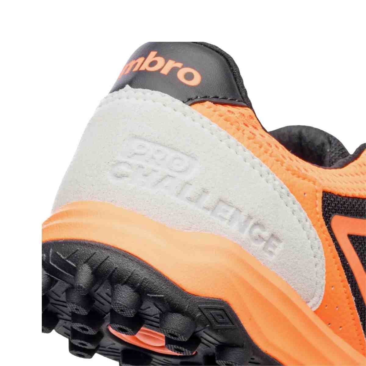 Chuteira Society Masculina Umbro Pro Challenge Uptake Preta E Laranja Preto/Laranja 6