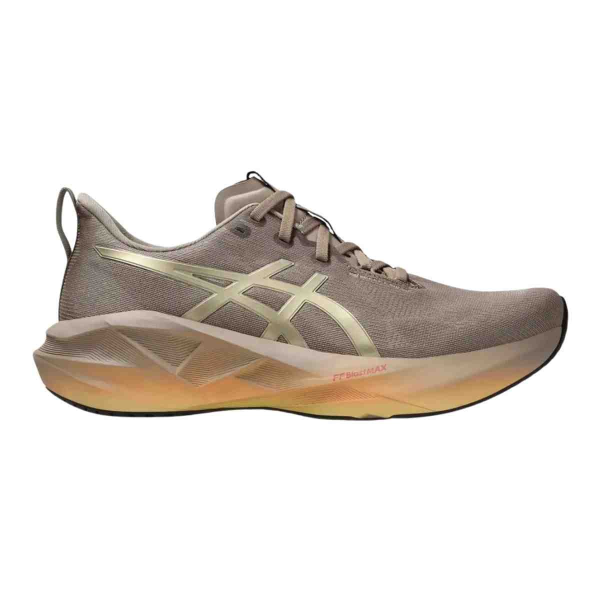 Tênis Corrida Masculino Asics Novablast 5 Luxe Marrom