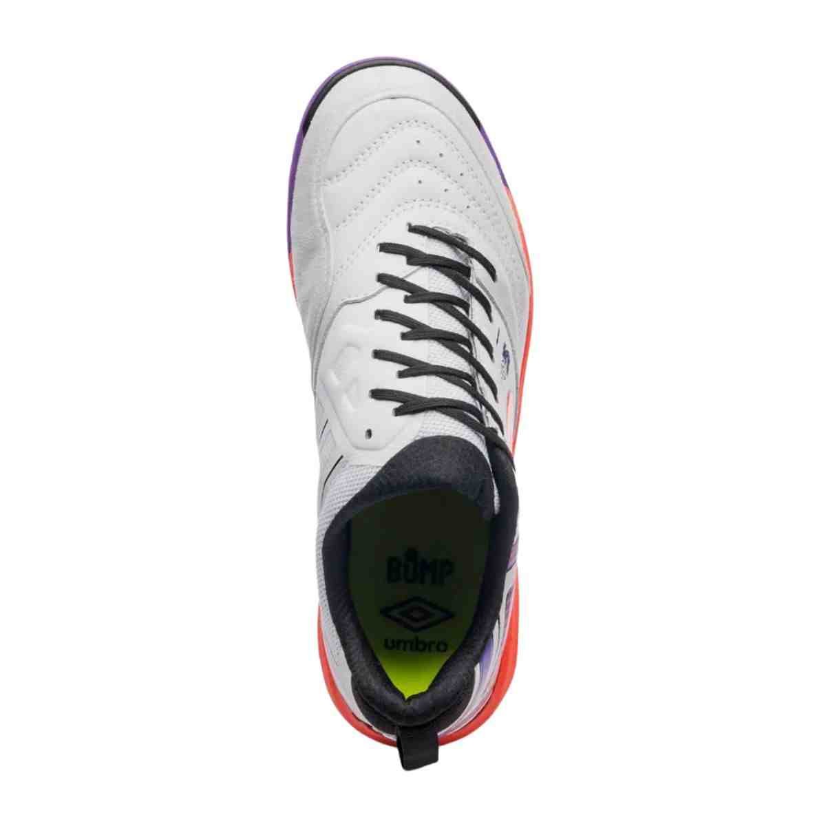 Chuteira Indoor Masculina Umbro Pro 5 Stable Branca E Coral Branco 3