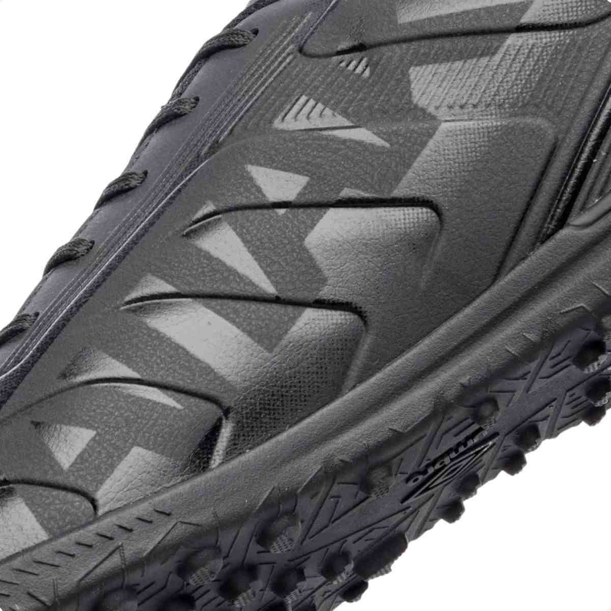 Chuteira Society Masculino Umbro Attak Iii Preto Preto 3
