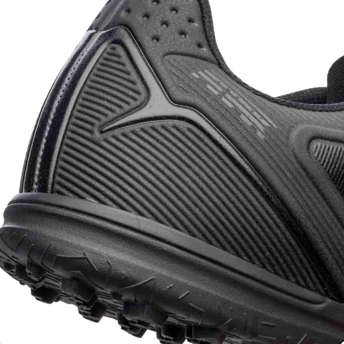 Chuteira Society Masculino Umbro Attak Iii Preto Preto 7