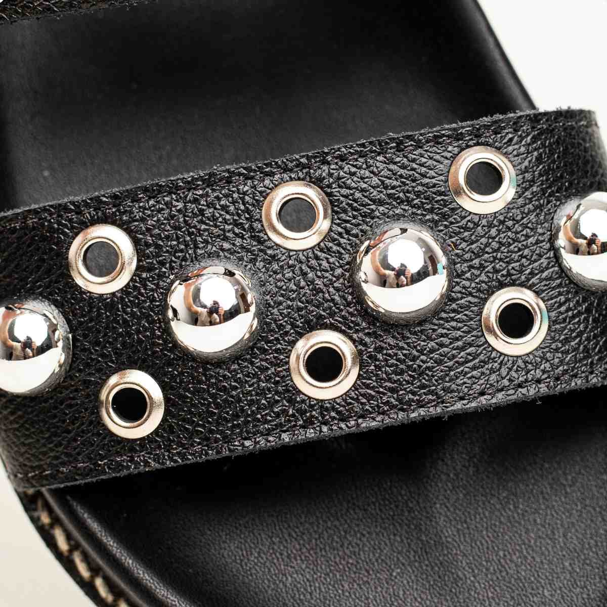Papete Flat Feminina Mini Bolas Kami Dm Couro Preta Preto/Prata 6