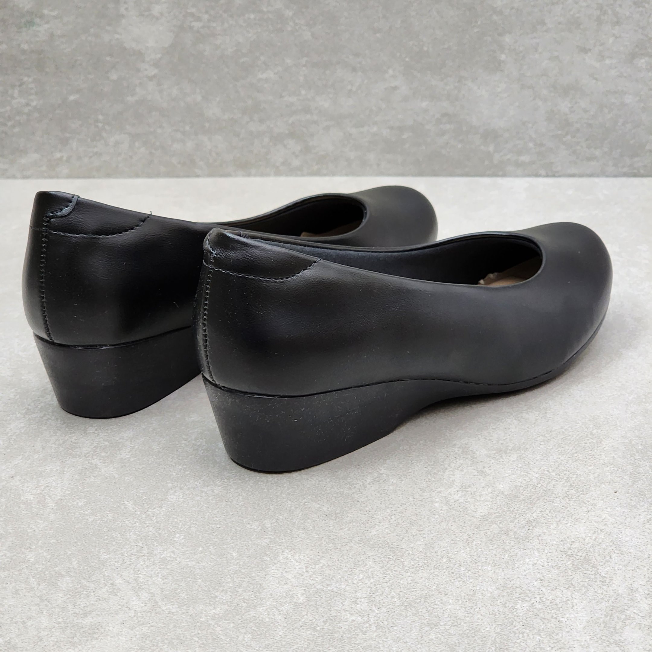 Sapato Modare Básico Com Salto Anabela Preto 3