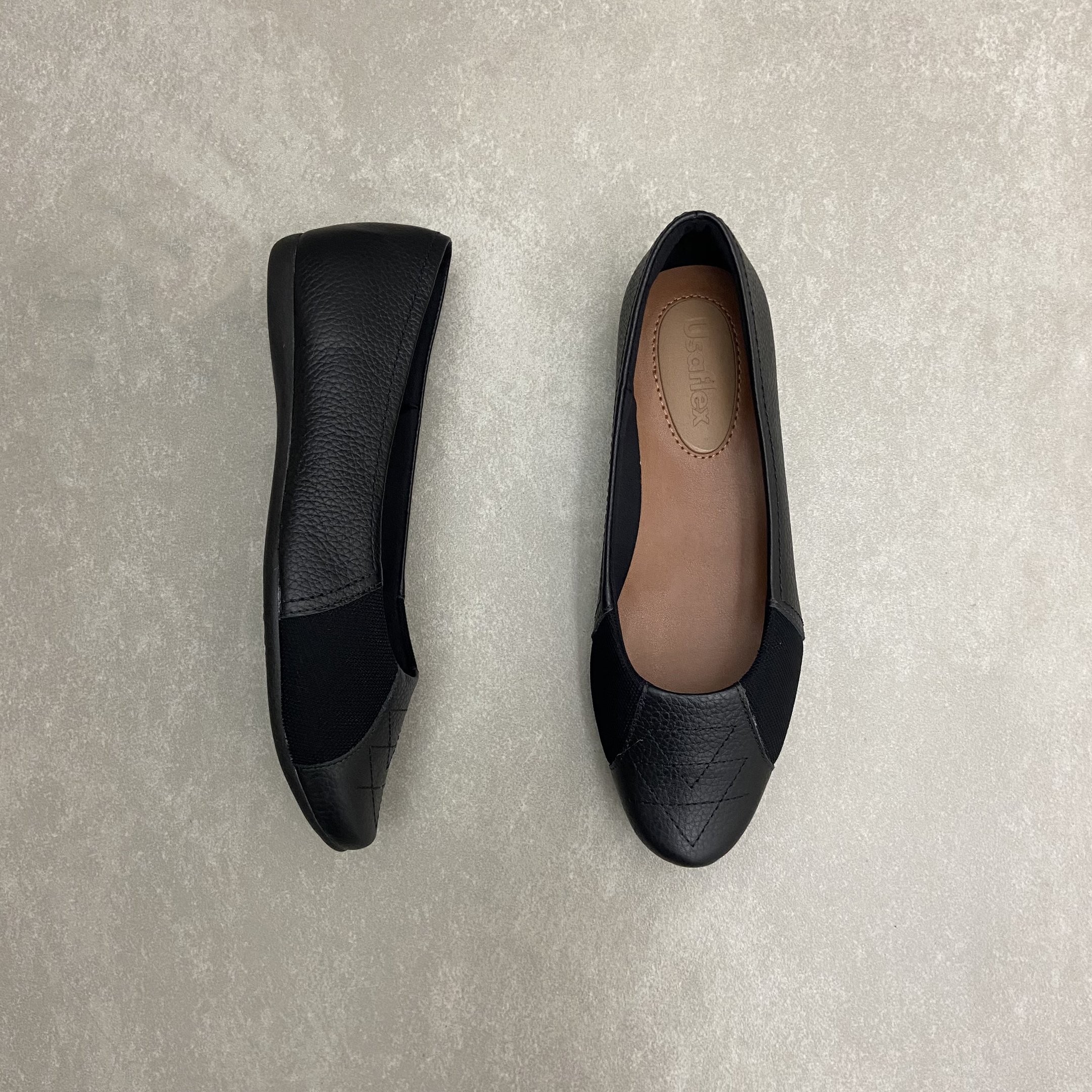 Sapatilha Usaflex Joanete em Couro Preto 3