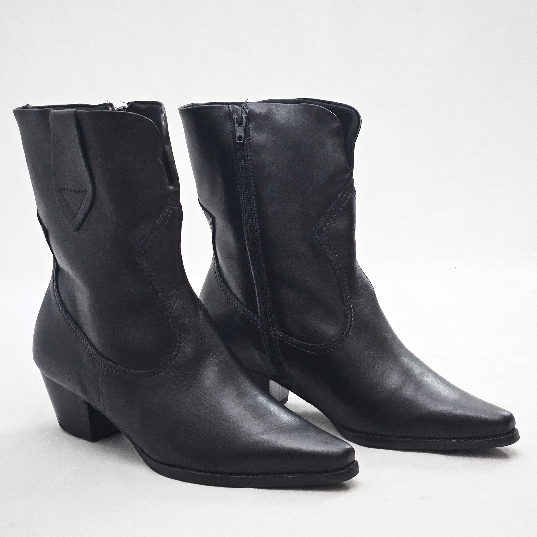 Bota Feminina Usaflex Western Bico Fino Em Couro Preto 3