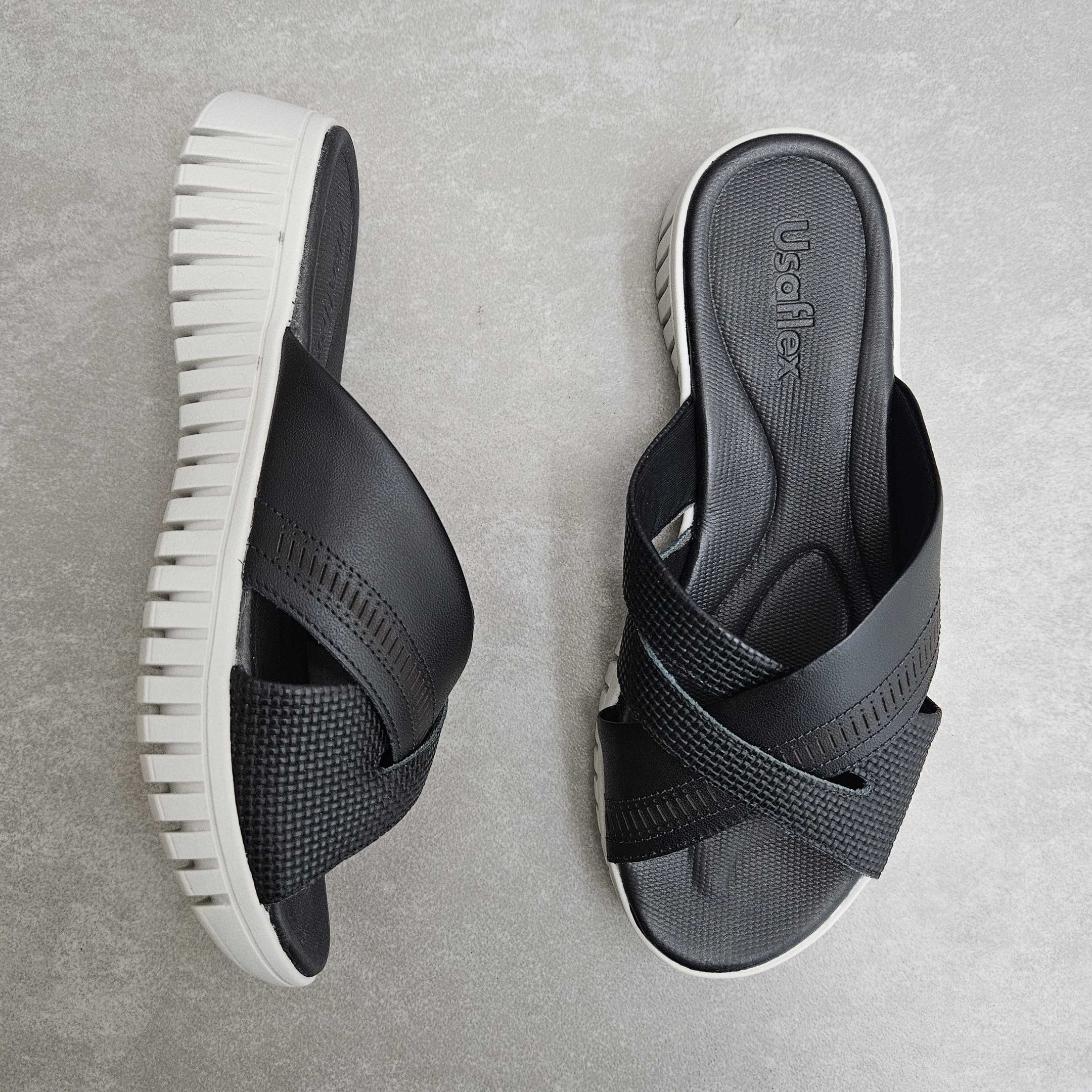 Tamanco Usaflex Gáspea Em Couro Preto 3