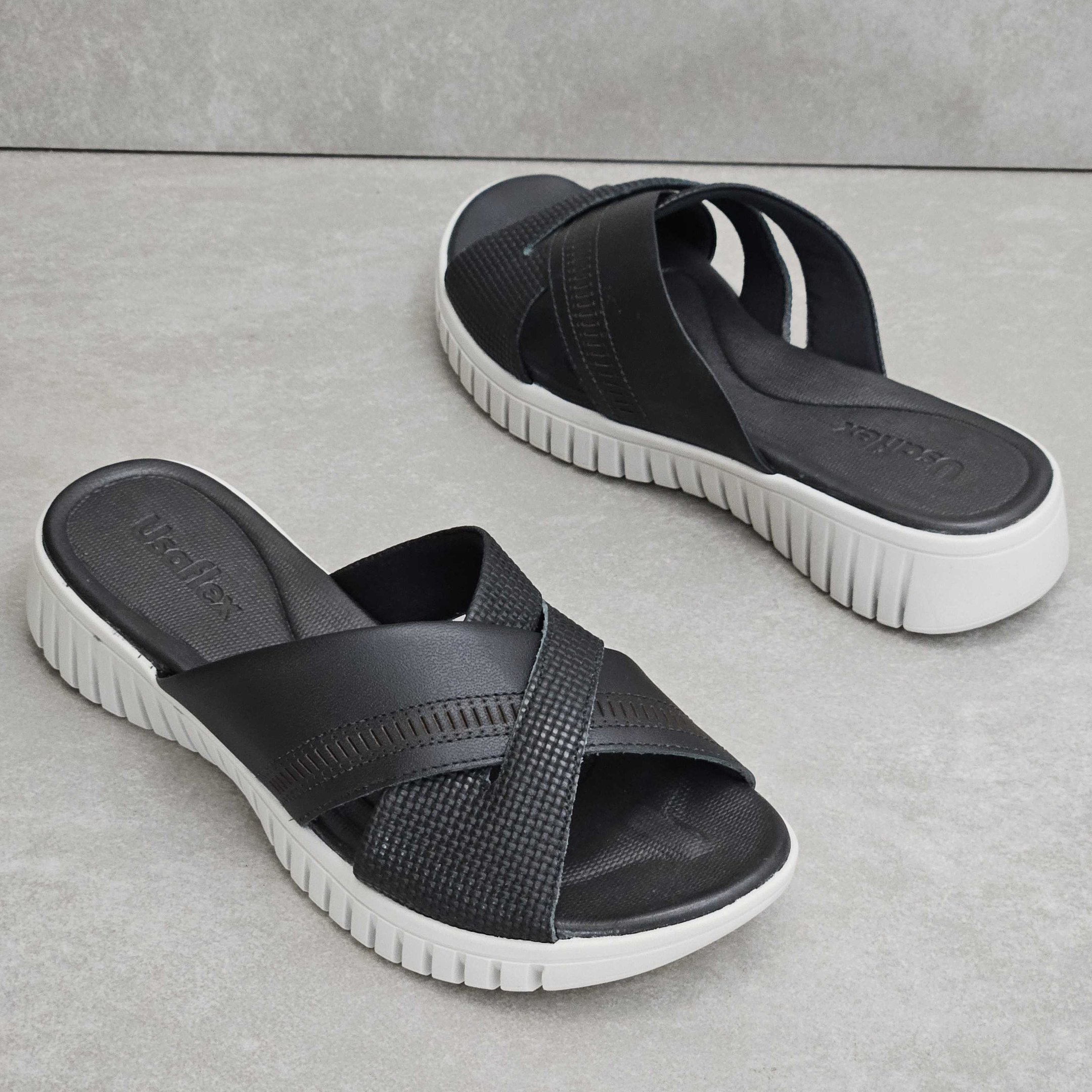 Tamanco Usaflex Gáspea Em Couro Preto 4