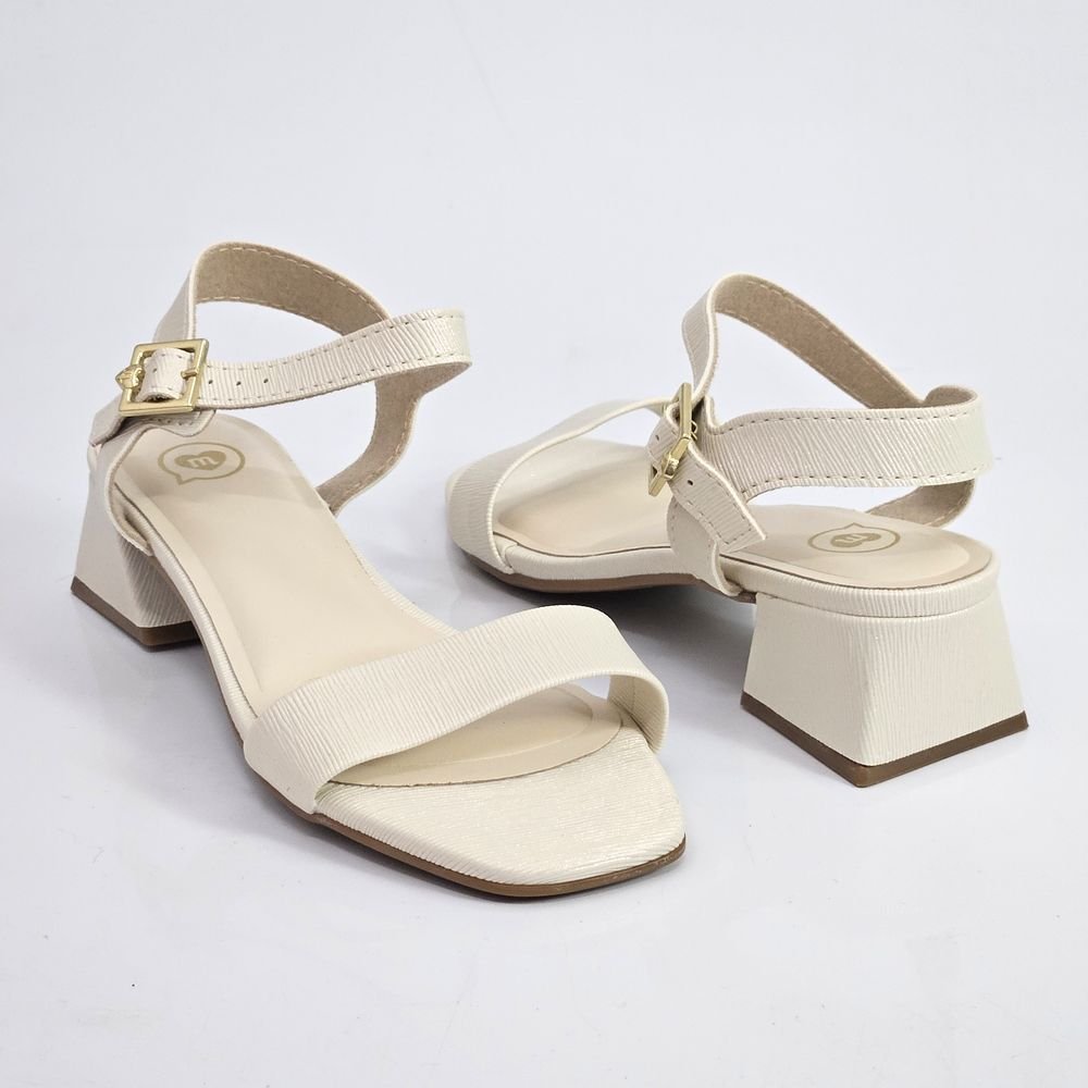 Sandália Infantil Menina Molekinha Salto Bloco Fivela Off White 3