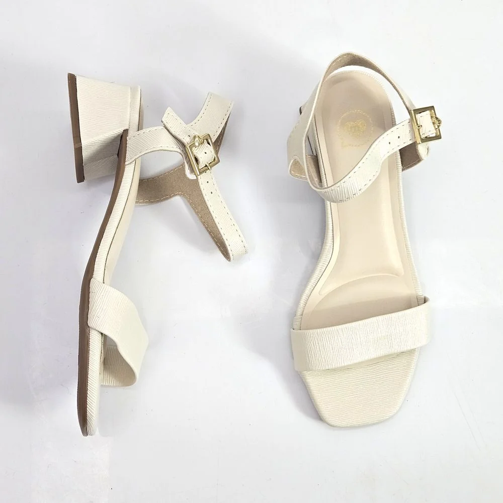 Sandália Infantil Menina Molekinha Salto Bloco Fivela Off White 2