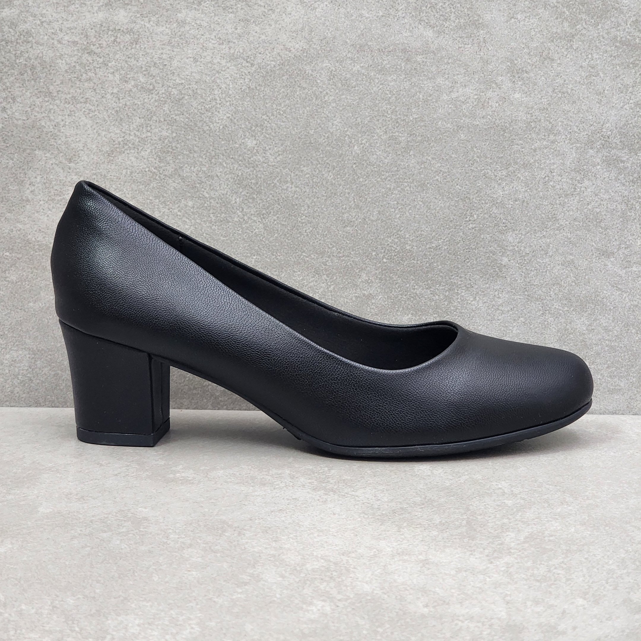 Sapato Piccadilly Salto Médio Quadrado