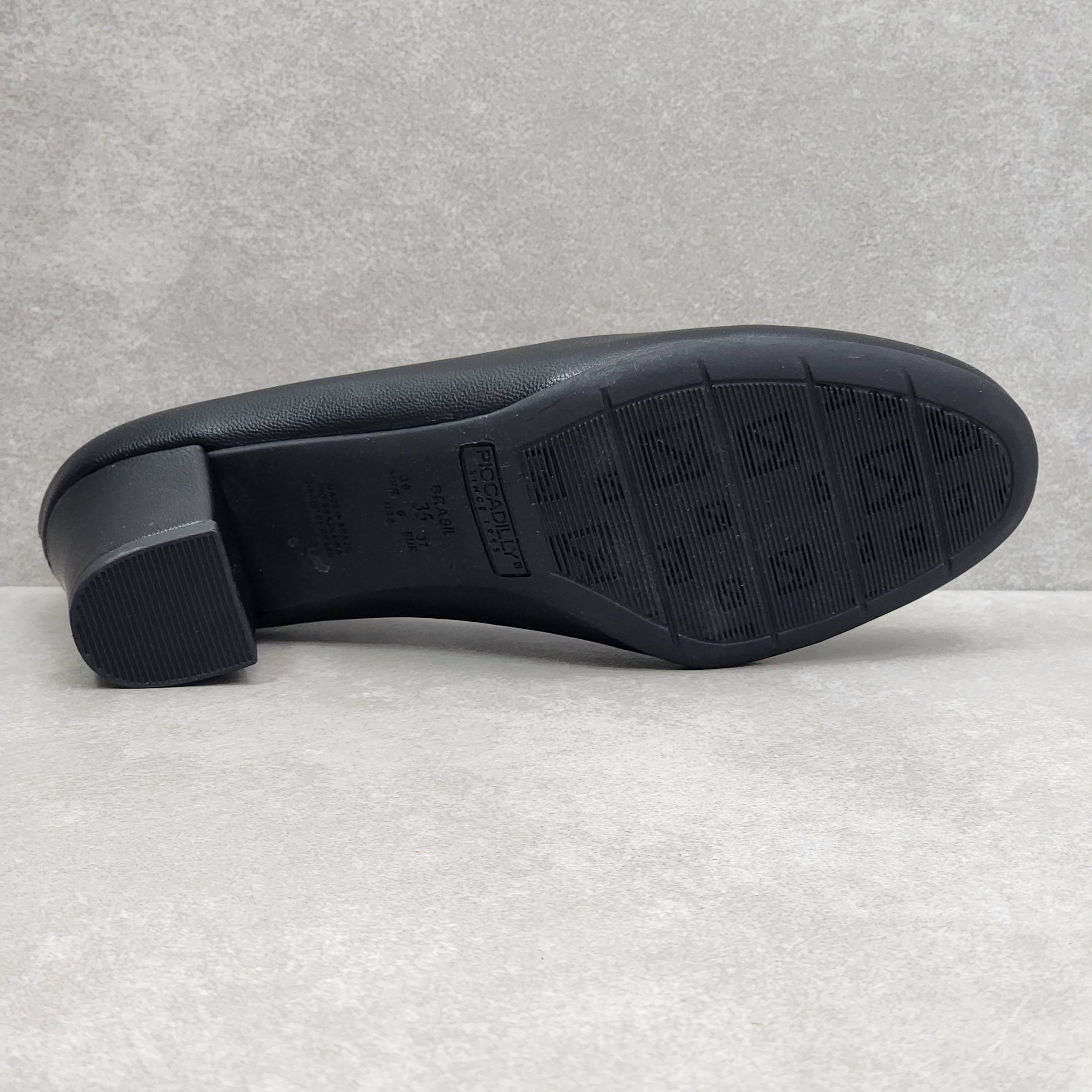 Sapato Piccadilly Salto Médio Quadrado Preto 4