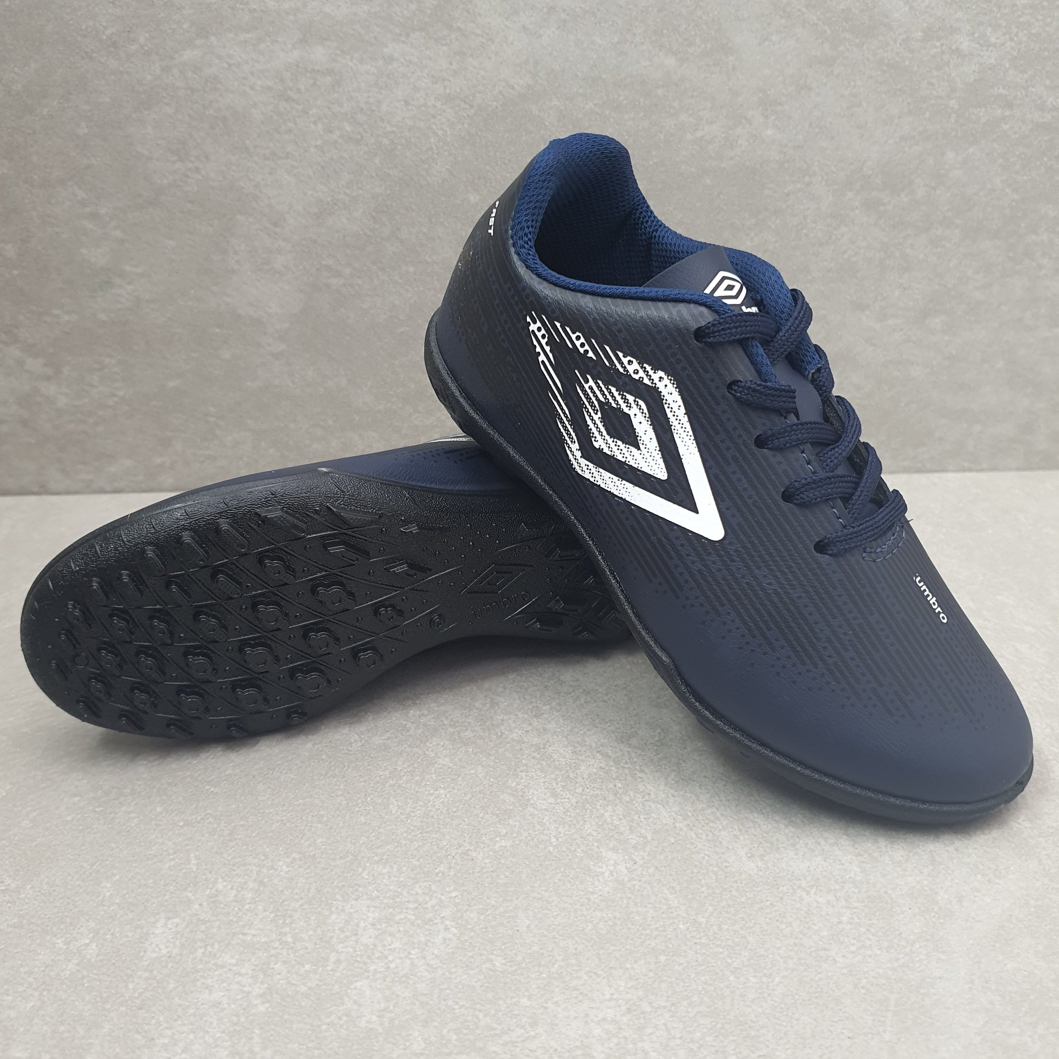 Chuteira Infantil Umbro Society Fast Jr. Azul Marinho 3