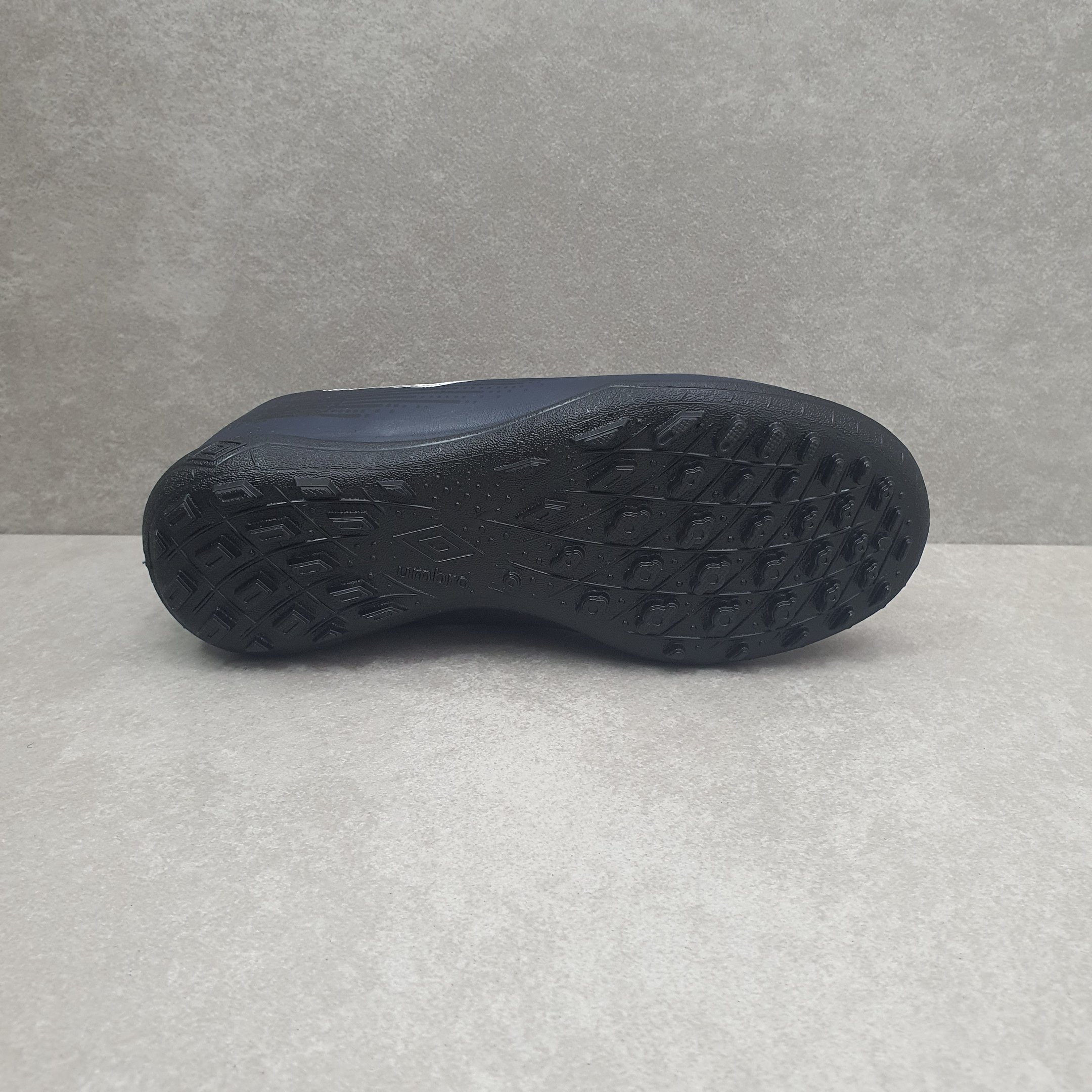 Chuteira Infantil Umbro Society Fast Jr. Azul Marinho 4