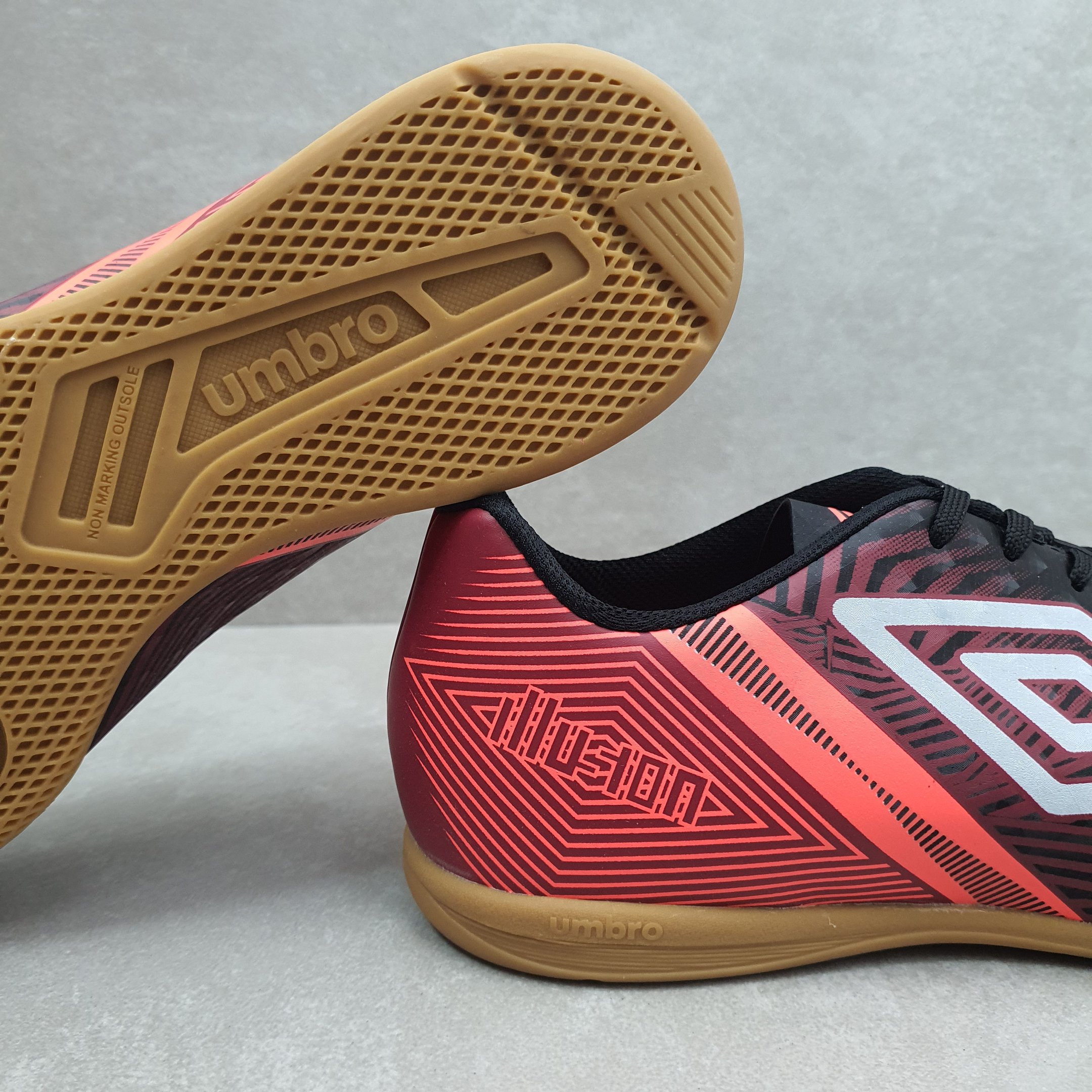 Chuteira Umbro Indoor Illusion Preto 3