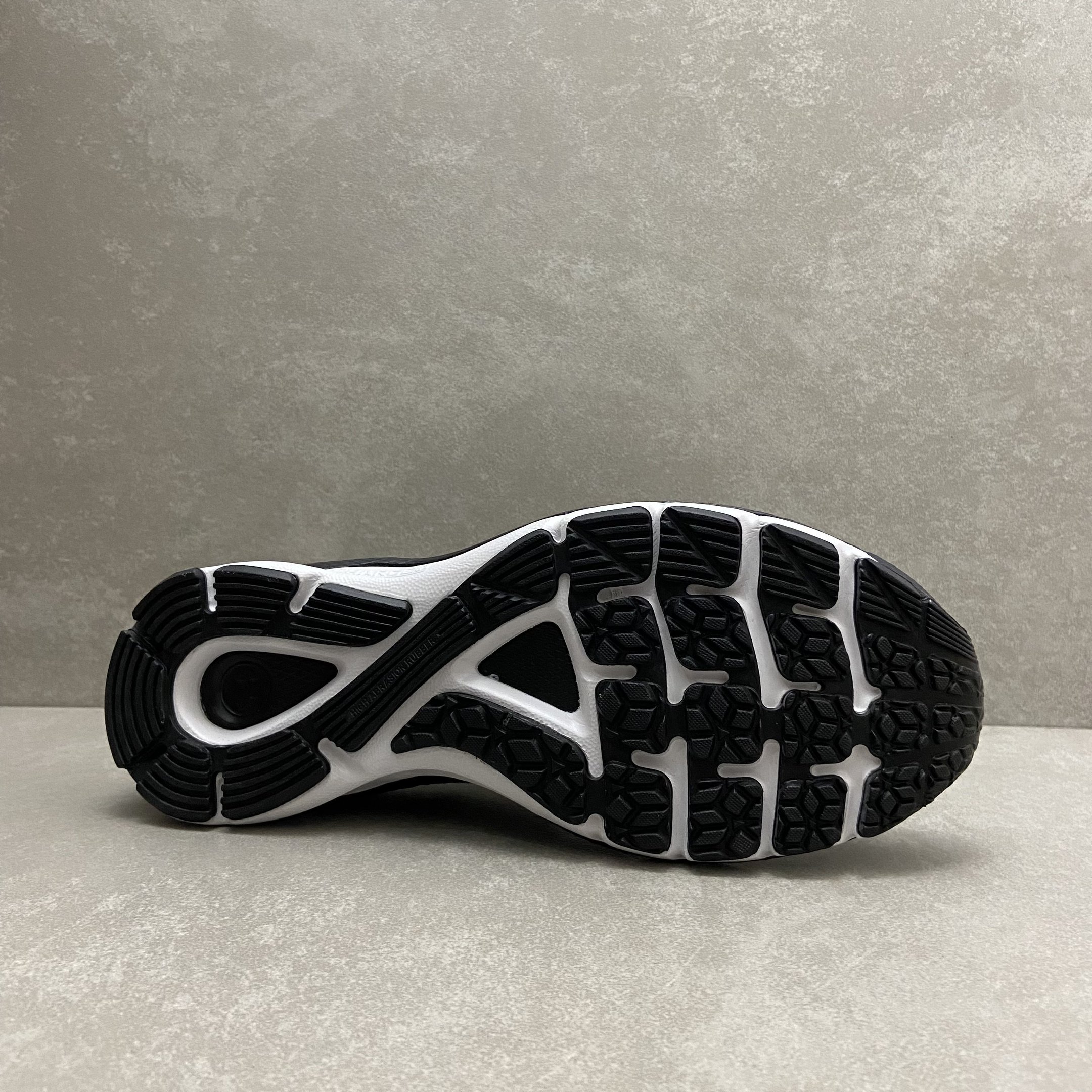 Tênis Under Armour Charged Skyline 2 Preto 4