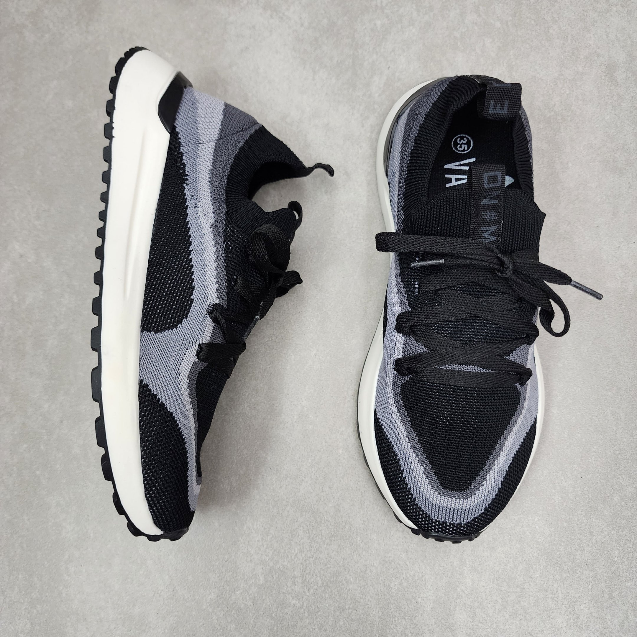 Tênis Feminino Space em Knit Com Cadarço Preto 2