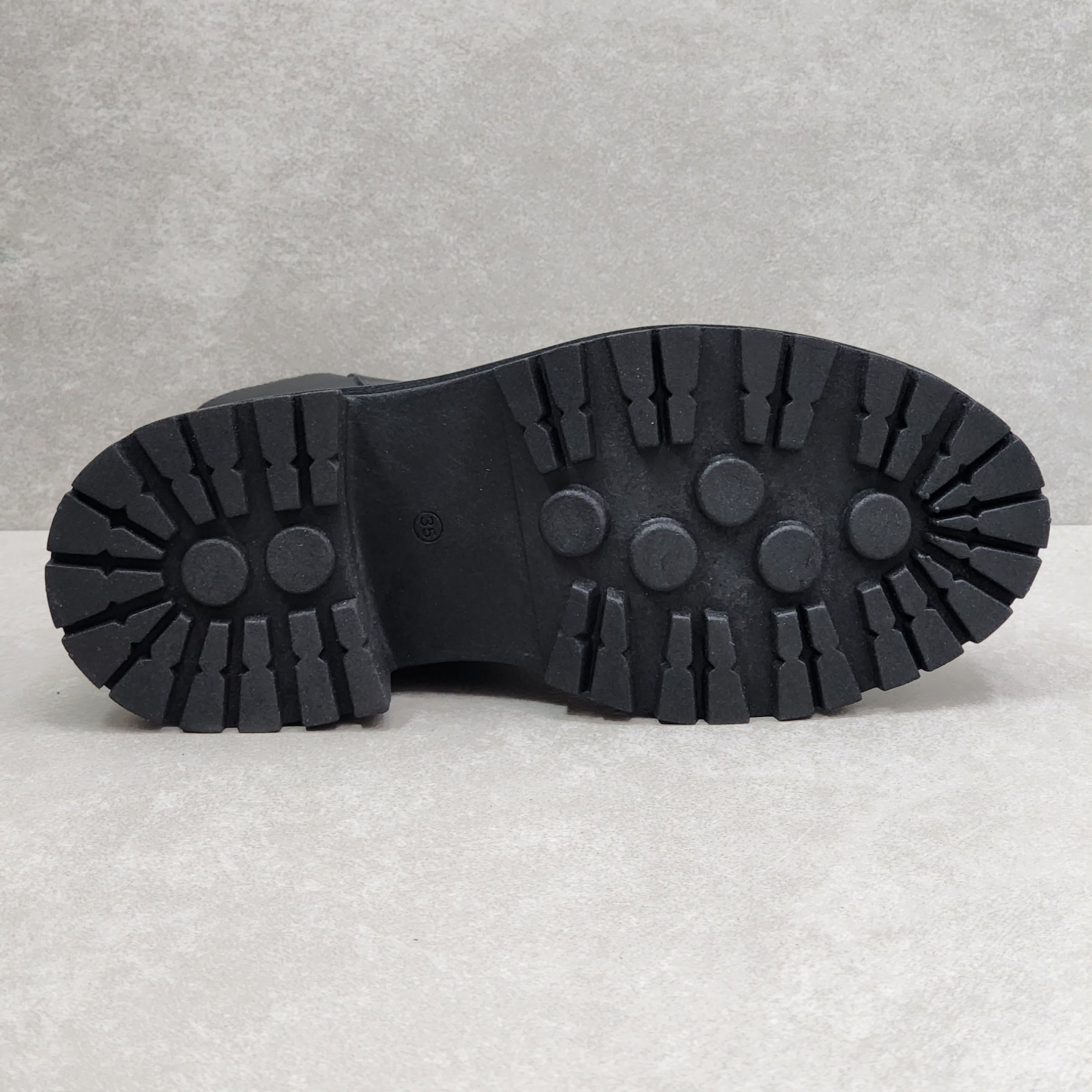 Bota Feminina Santa Moça Com Zíper Preto 4