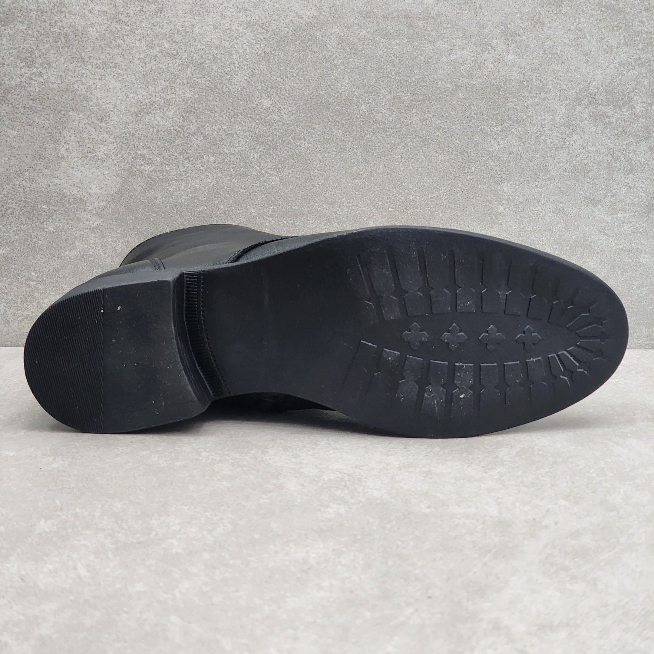 Bota Talkflex Coturno Em Couro Preto 4