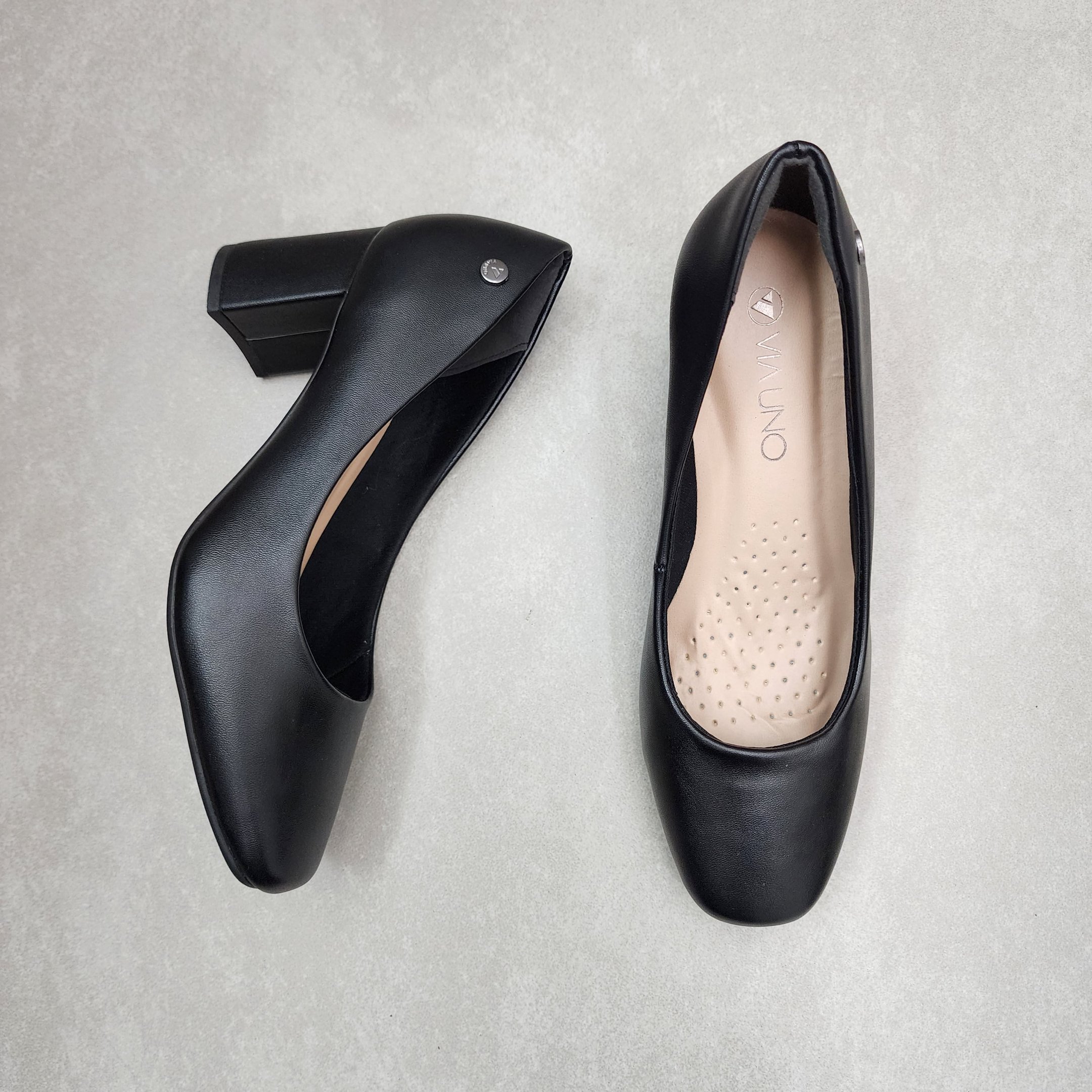 Sapato Feminino Via Uno Com Salto Bloco Médio Preto 2