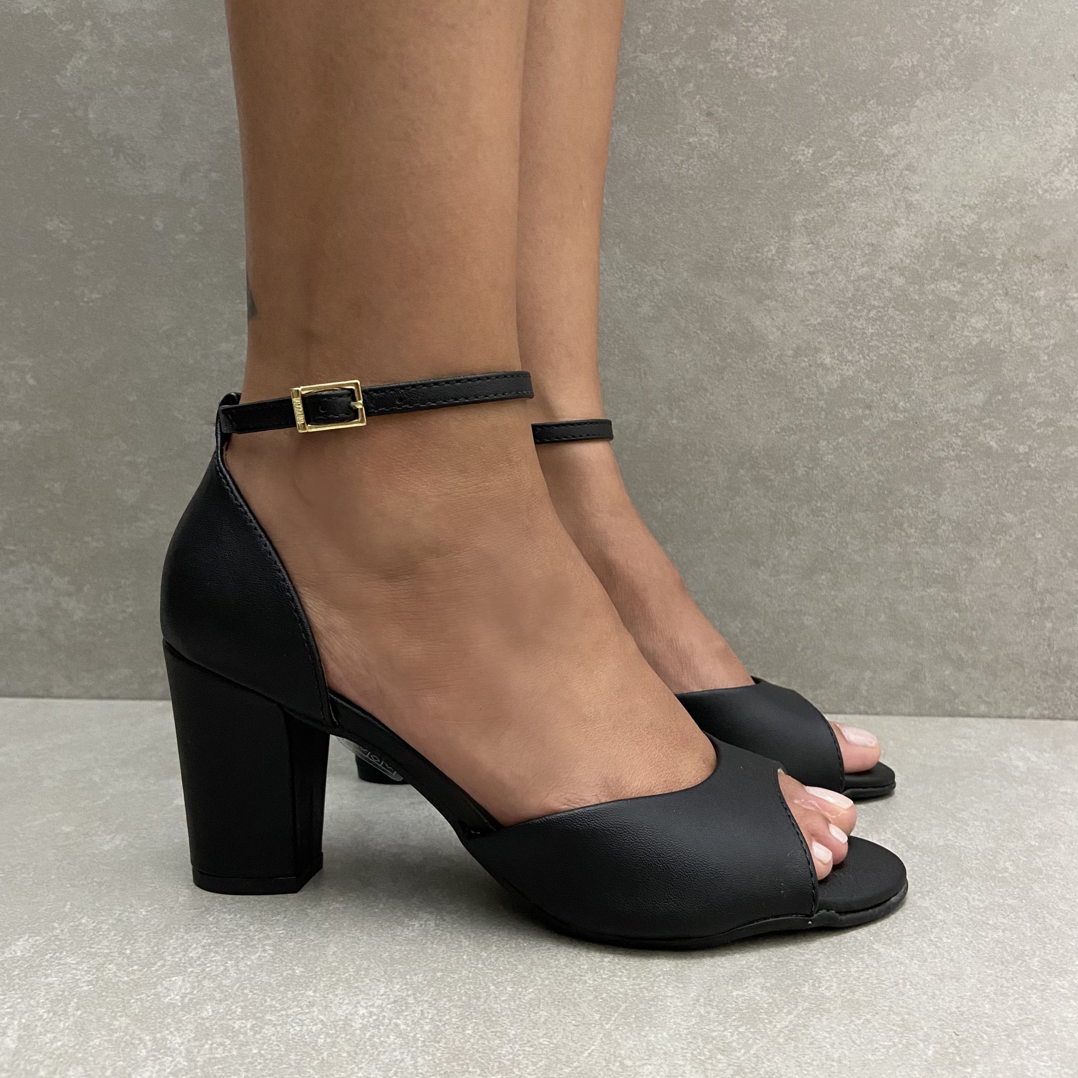 Sandália Vizzano Com Traseiro