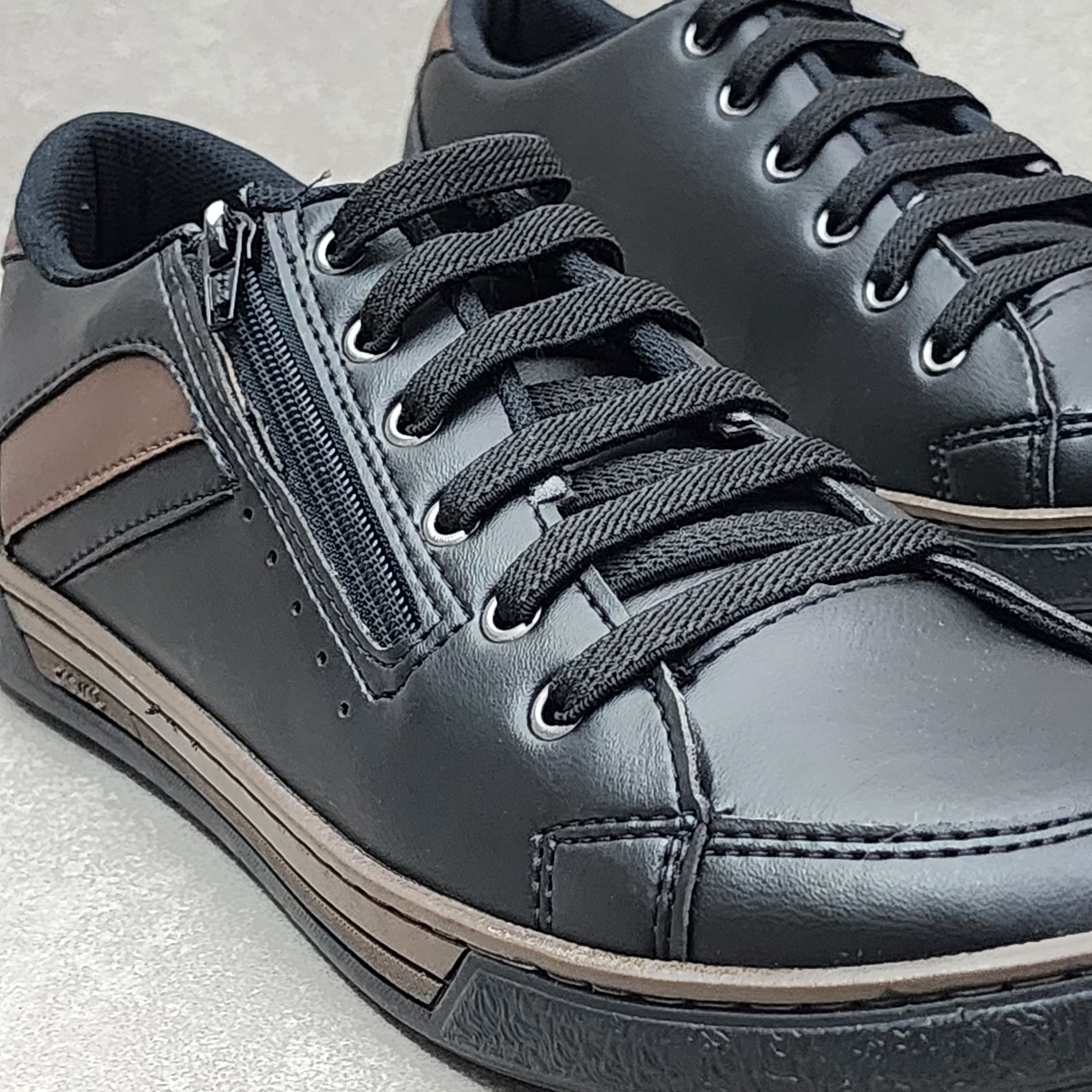 Sapatênis Wonder Com Zíper e Elástico Off Preto 3