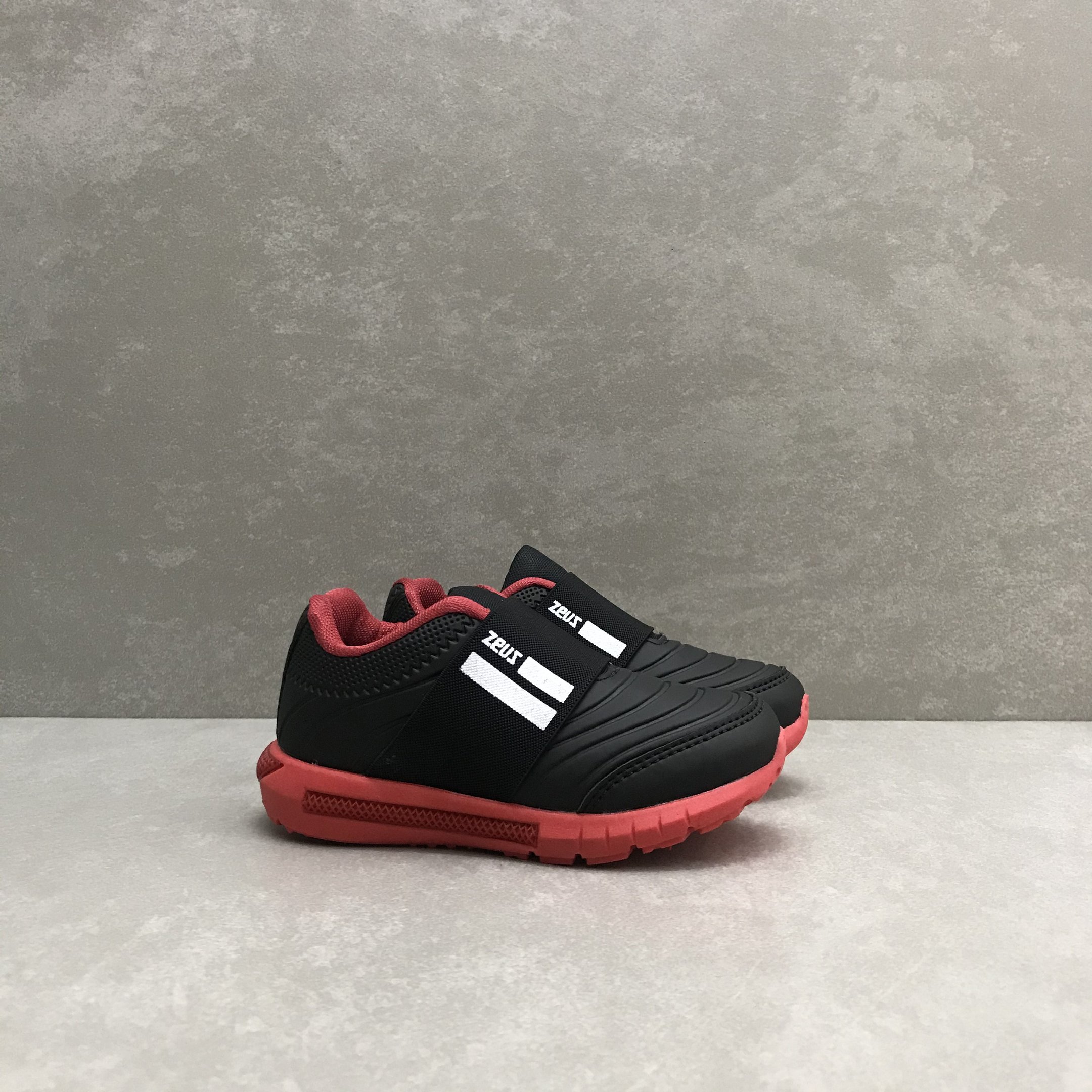 Tênis Zeus Kids Slip on Elástico 20 ao 27 Preto 2