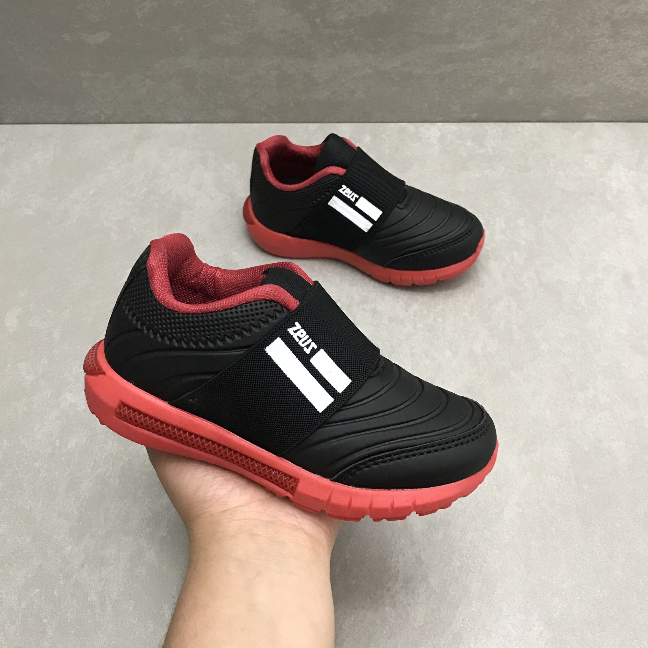 Tênis Zeus Kids Slip on Elástico 20 ao 27 Preto 3