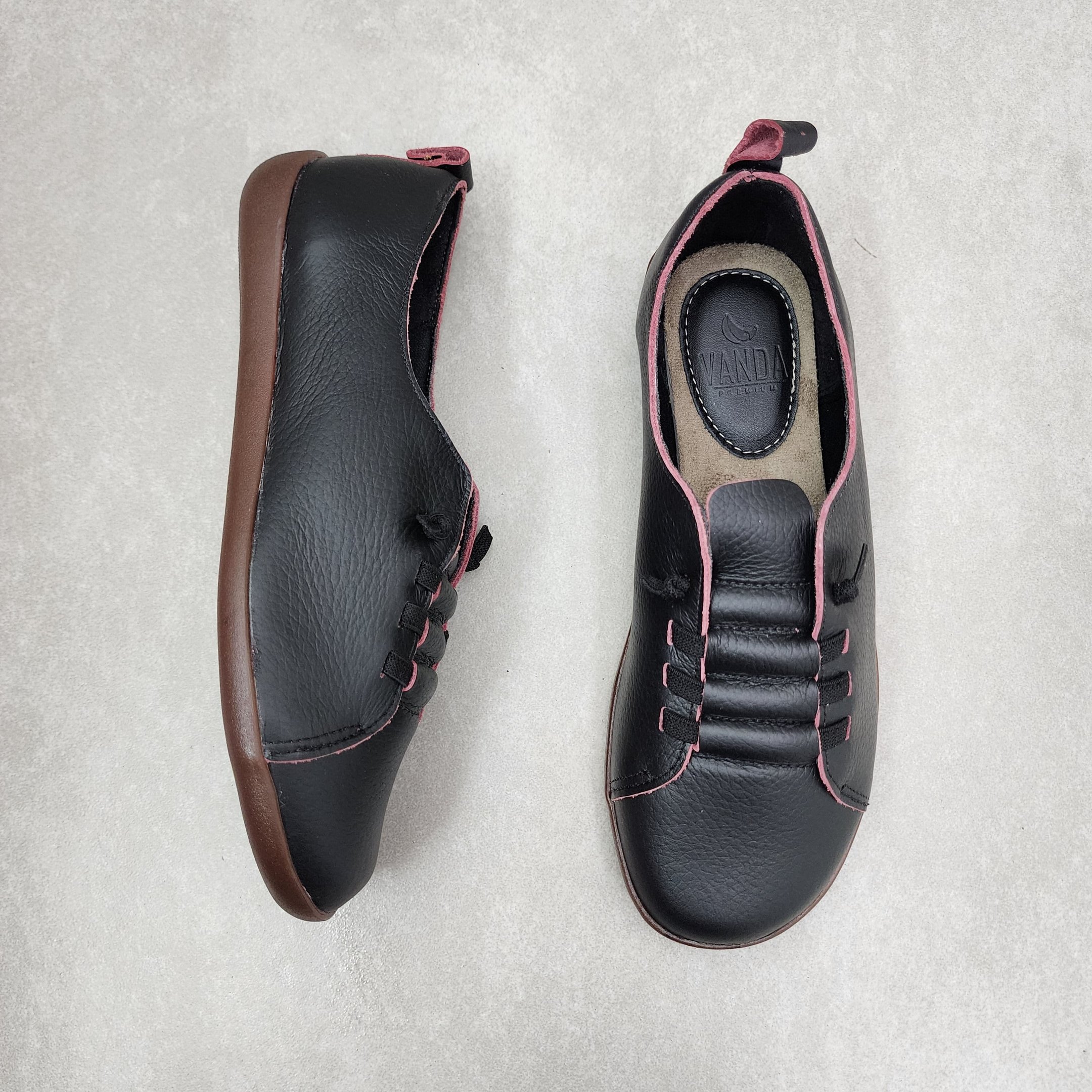 Sapato Zimbauê Em Couro Com Elástico Preto 2