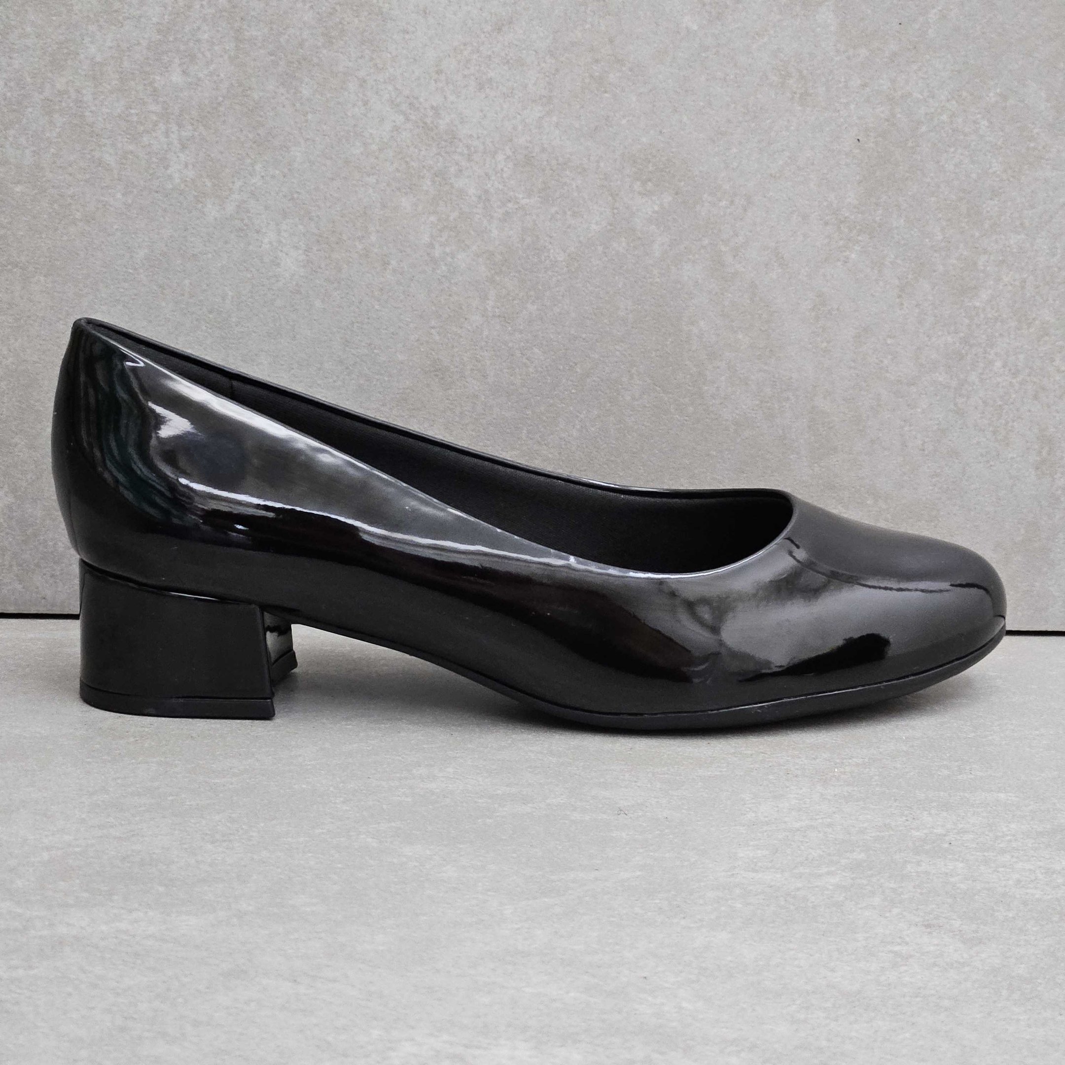 Sapato Feminino Piccadilly Social Salto Baixo