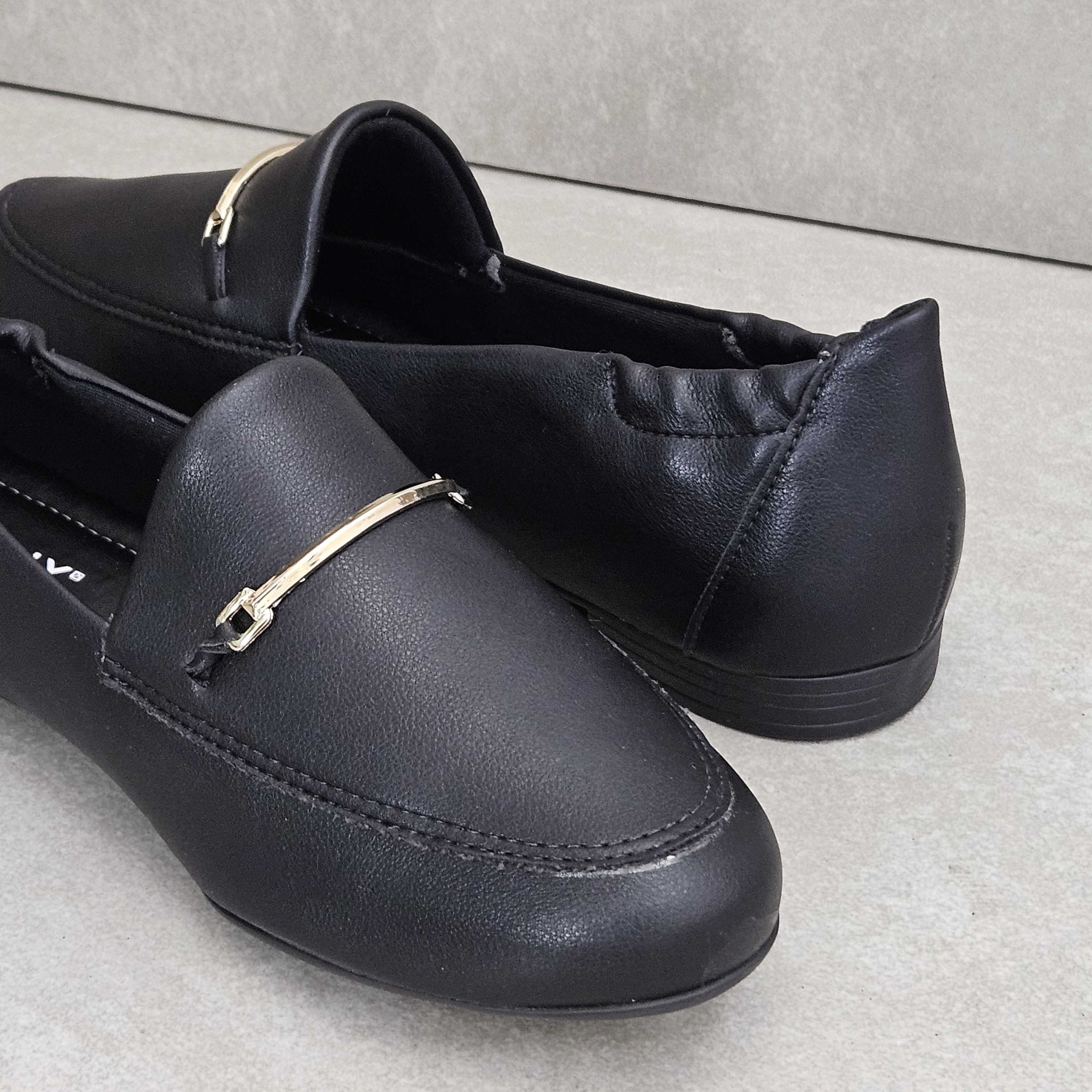 Sapato Loafer Piccadilly Com Bridão e Elástico Preto 3
