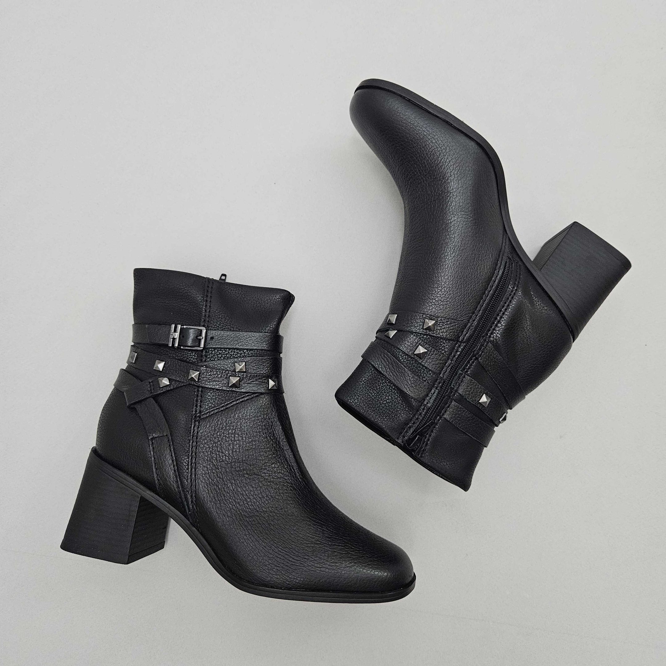 Bota Bottero Em Couro com Salto Bloco Preto 2