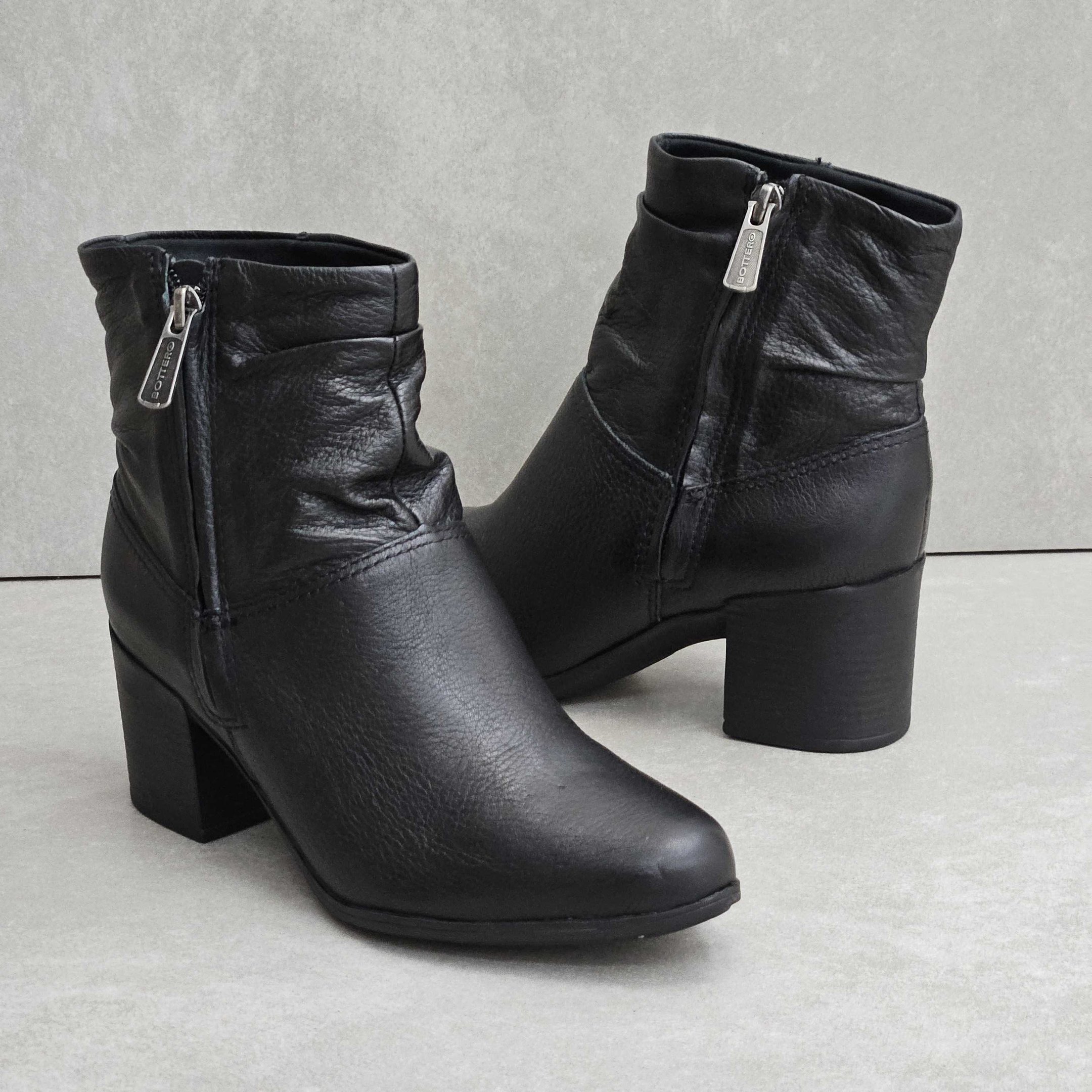 Bota Feminina Bottero Cano Curto Salto Bloco Em Couro Preto 3