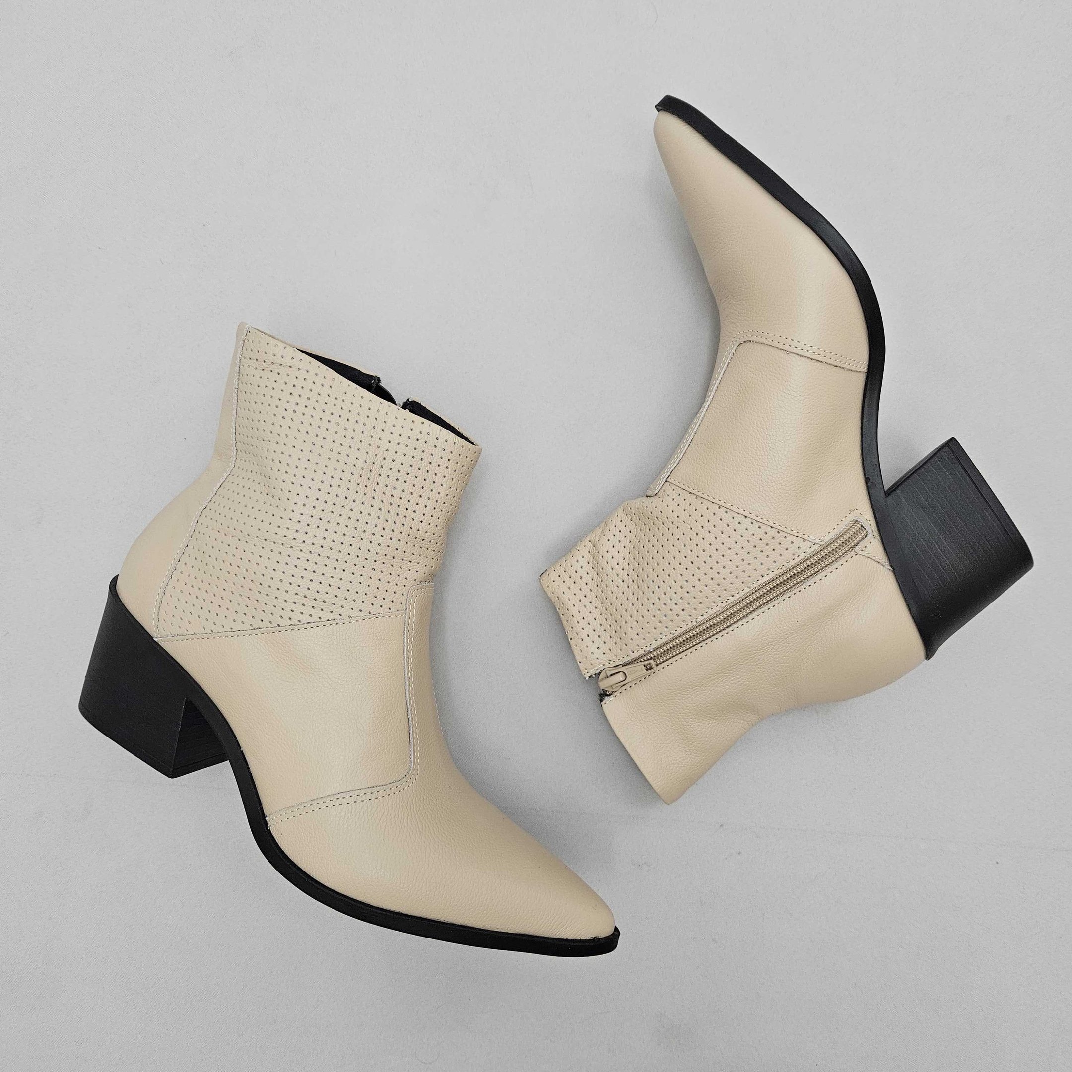 Bota Feminina Di Valentini Country Em Couro Bege 2