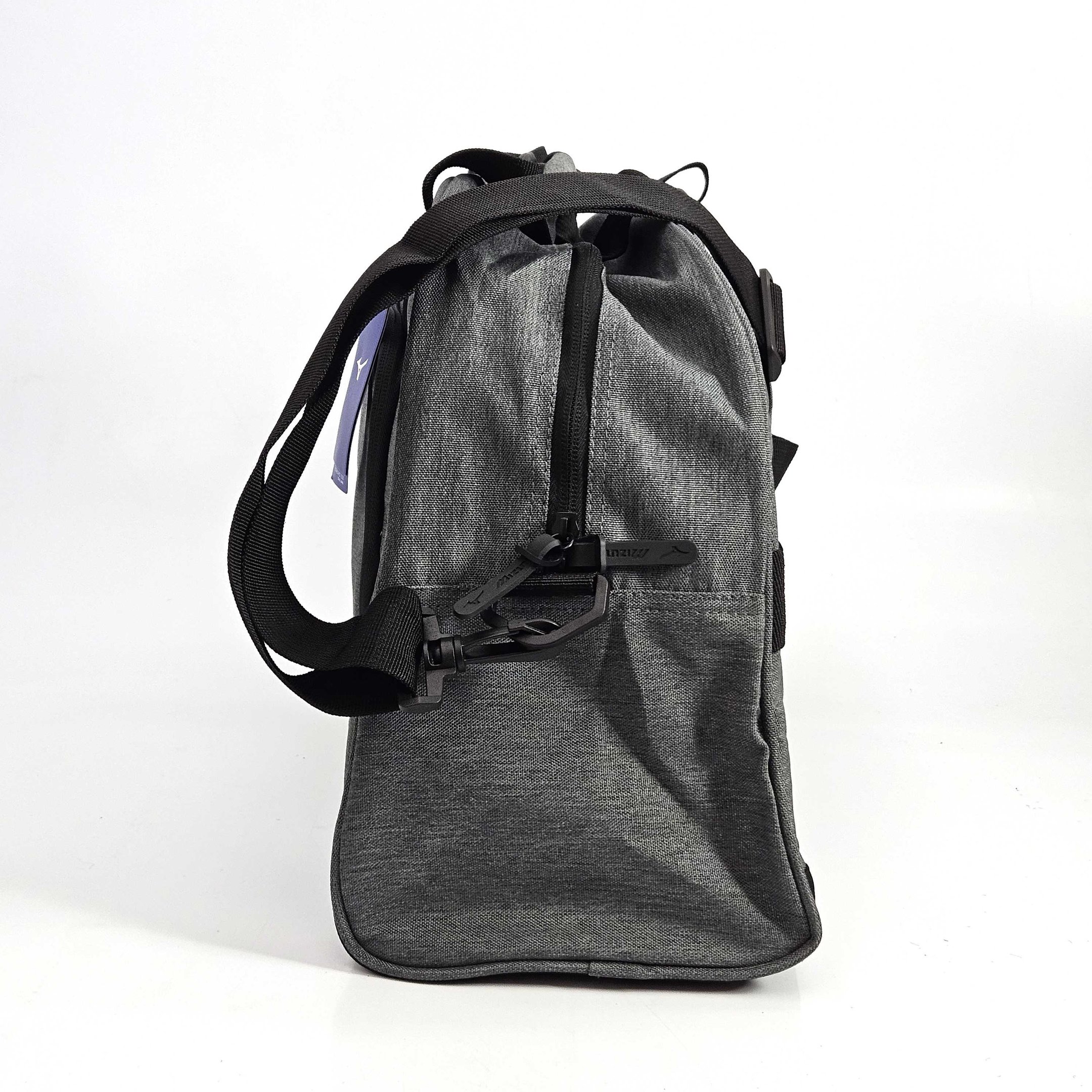 Mala Academia Treino Mizuno Gym Cinza 4