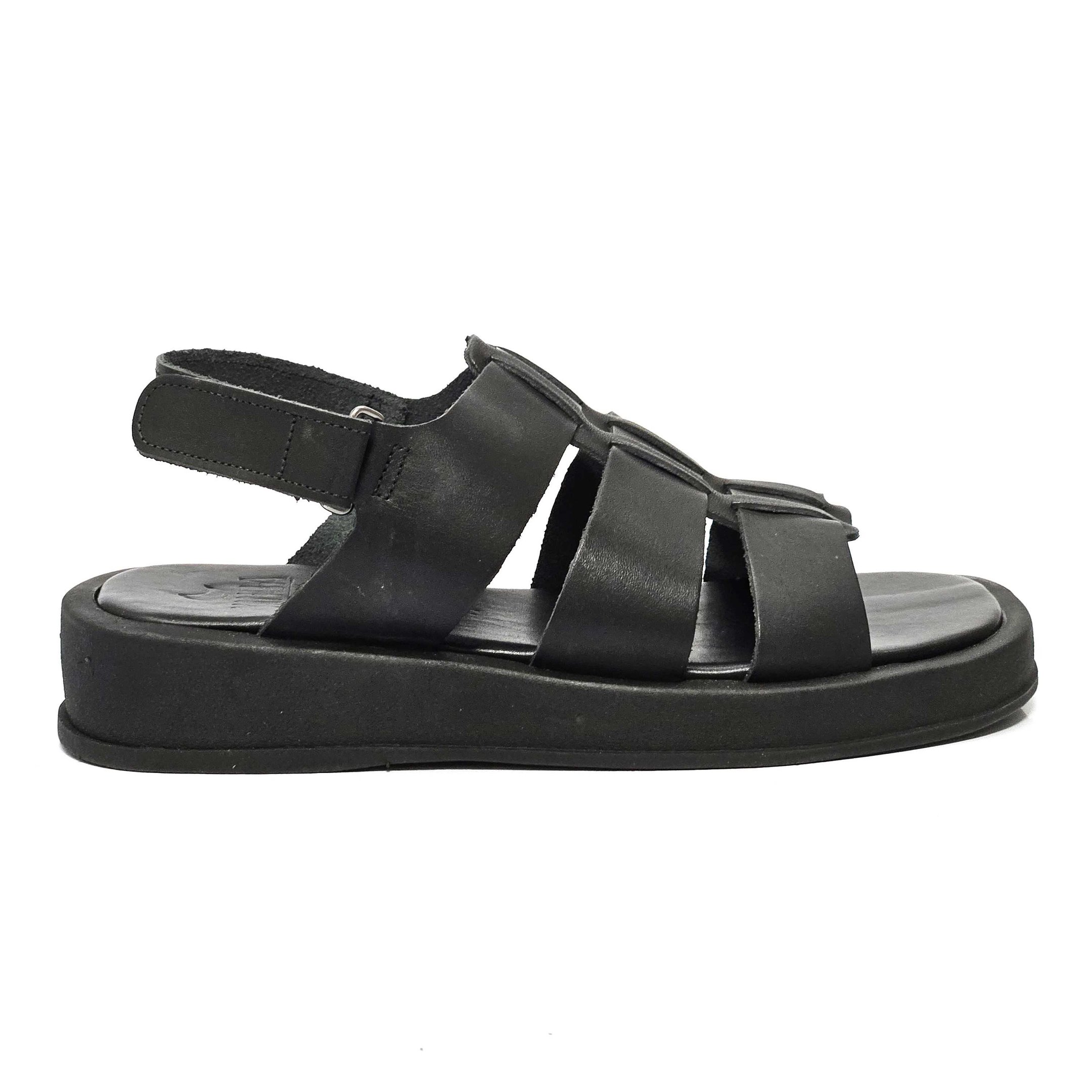 Sandália Feminina Zimbauê Flat Cruzada Em Couro