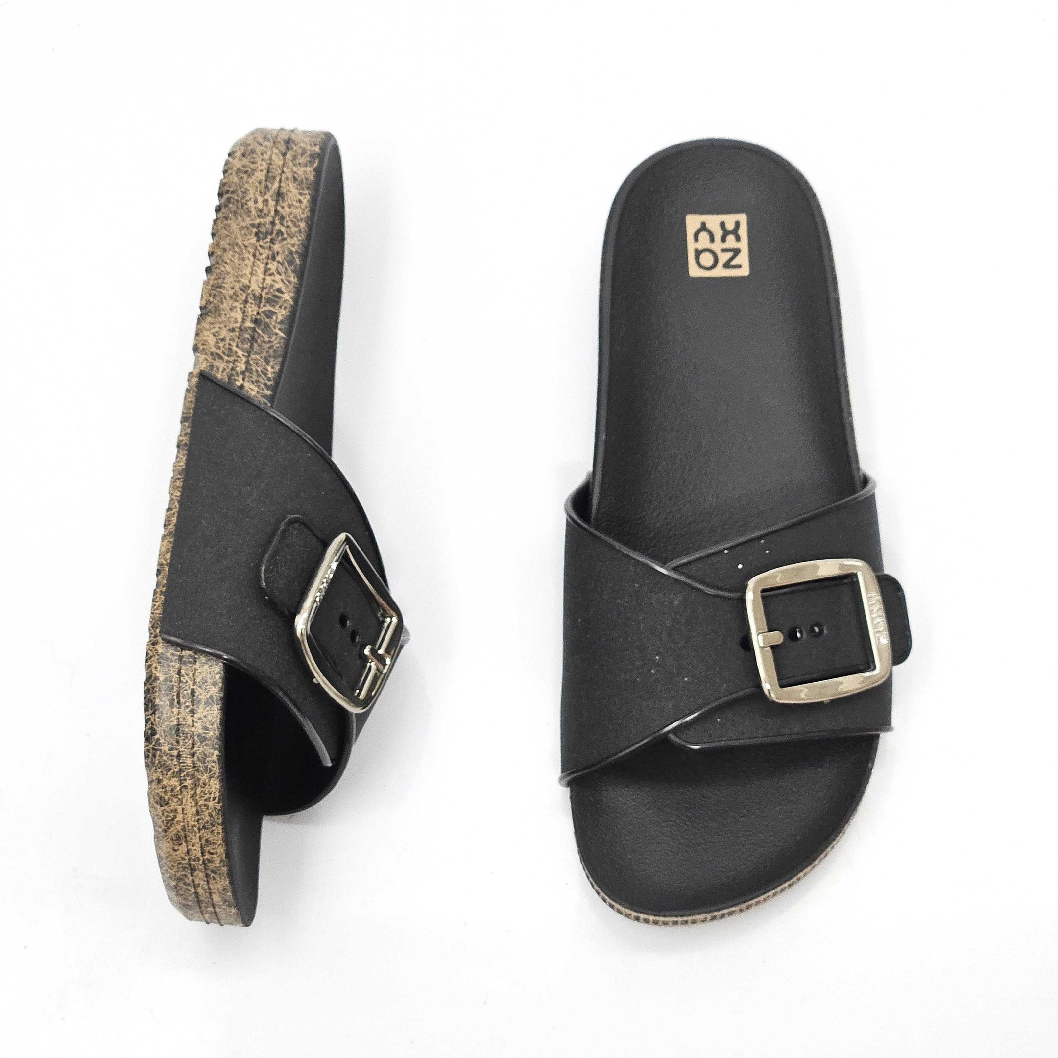 Sandália Zaxy Feminina Hug Slide com Fivela Preto 2