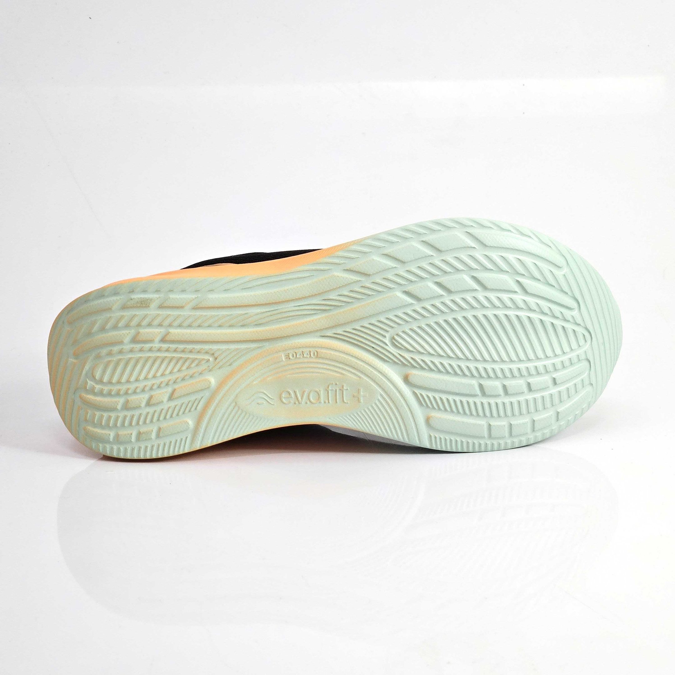 Tênis Feminino Esportivo Kolosh Com Cadarço Preto 4