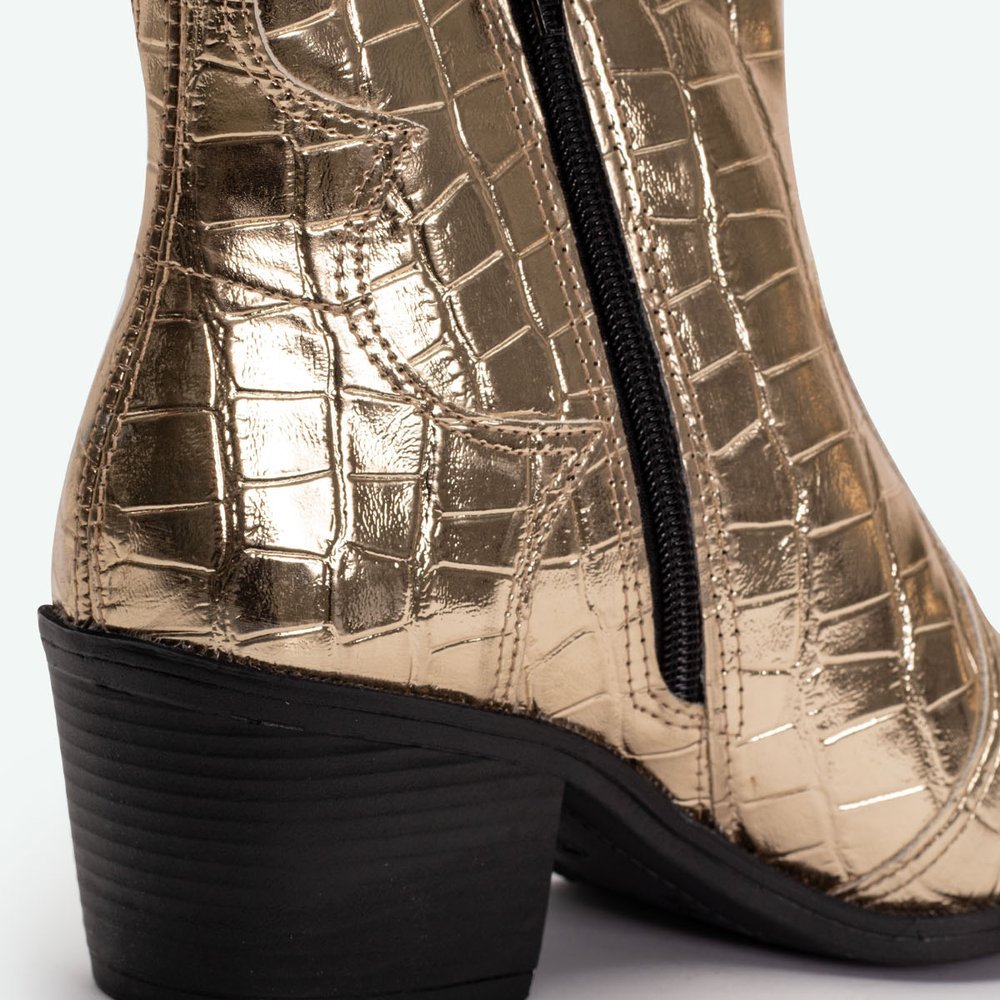 BOTA WESTERN CROCO METALIZADO LILIAN CANO CURTO Dourado 3